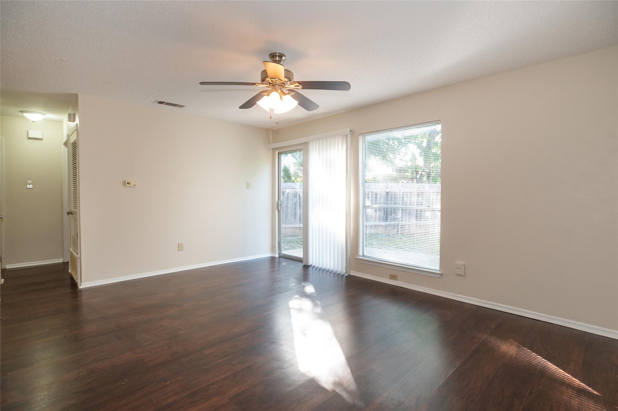 1407 Click Cv #b Property Photo 12