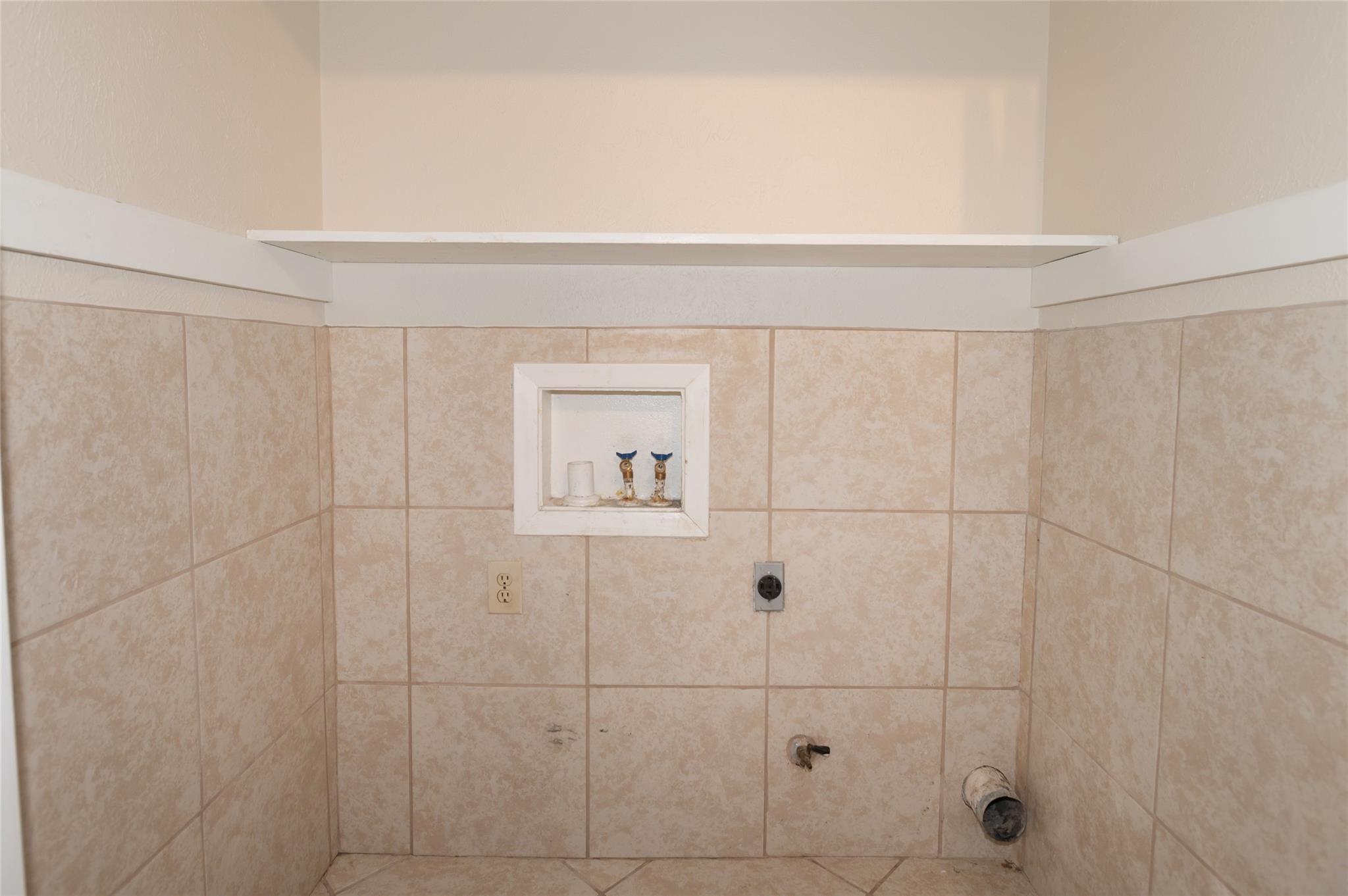 1407 Click Cv #b Property Photo 13