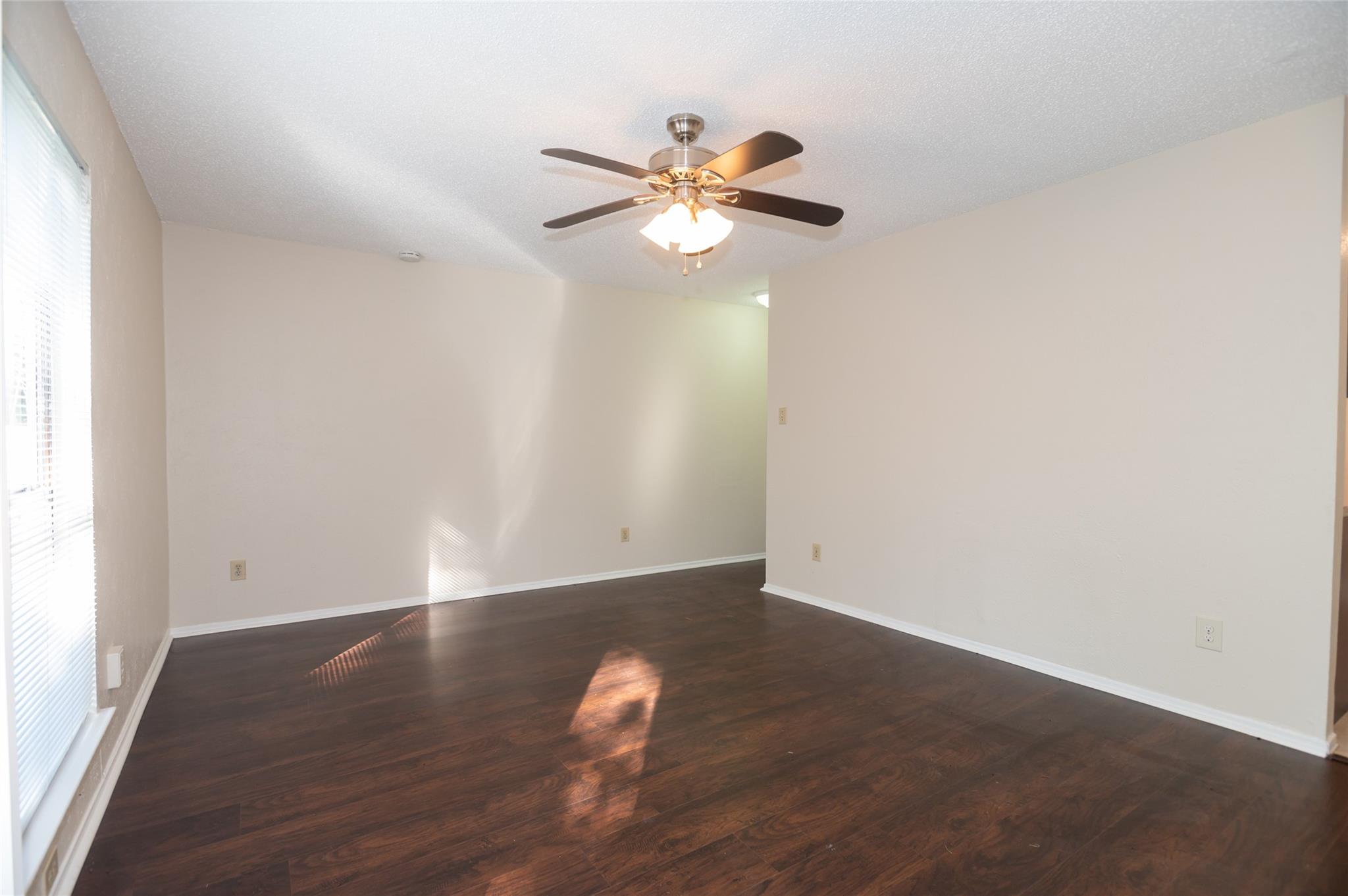 1407 Click Cv #b Property Photo 23