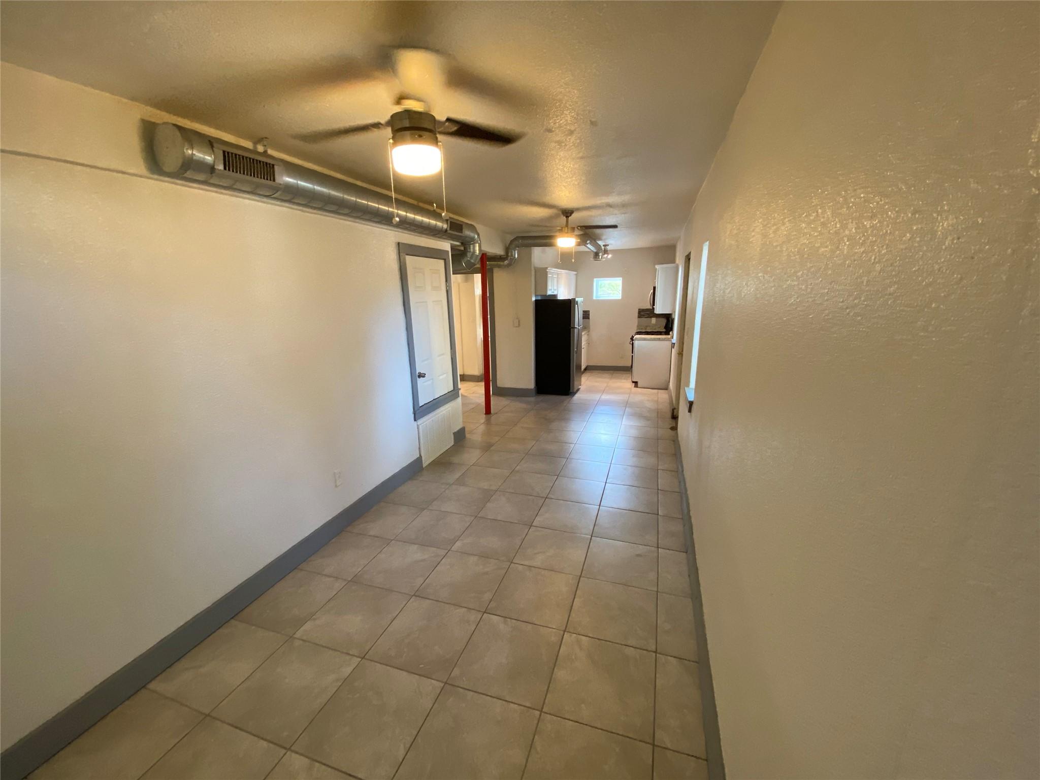 2103 Rosewood Ave #a Property Photo 3
