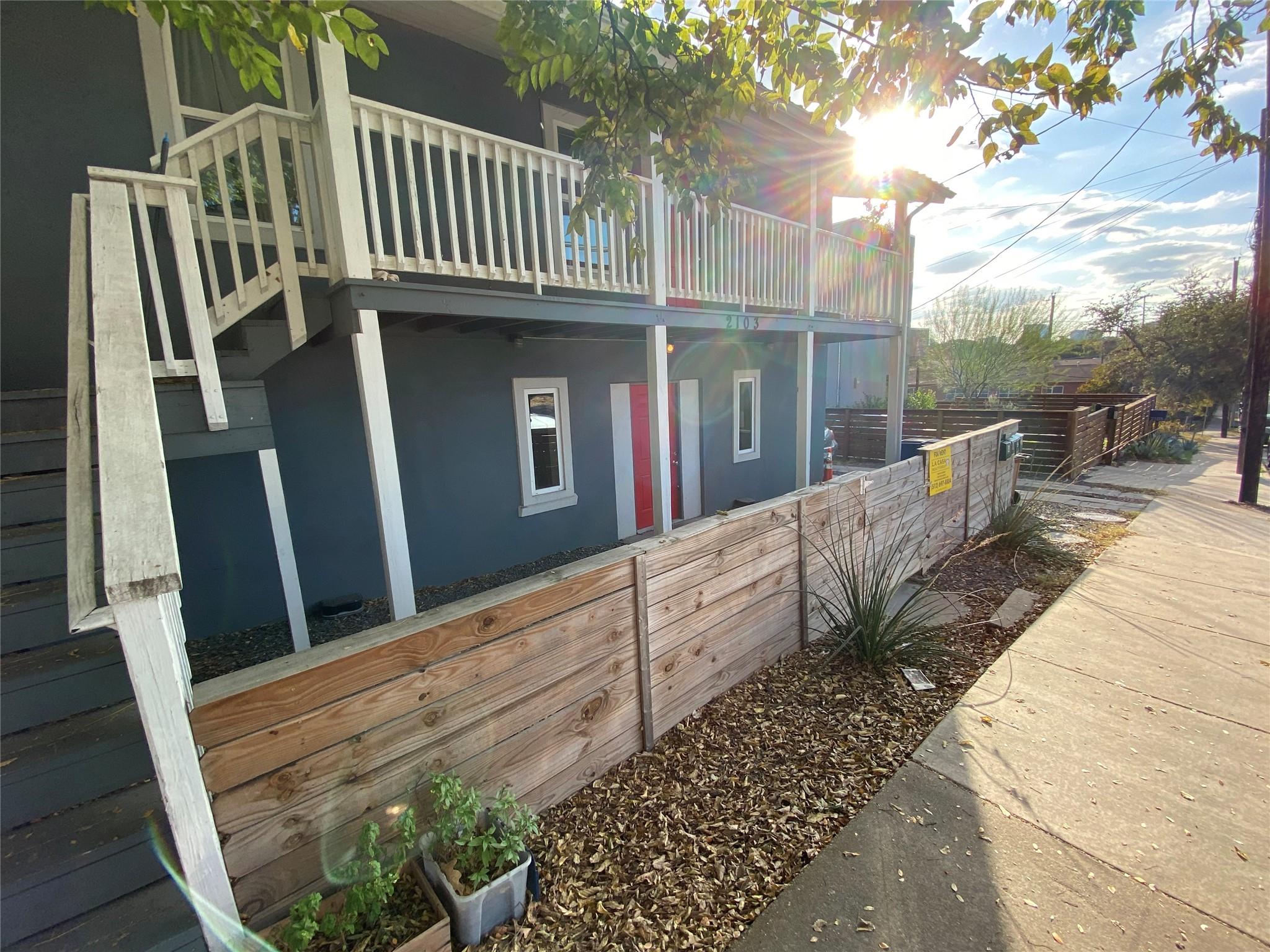 2103 Rosewood Ave #a Property Photo 14