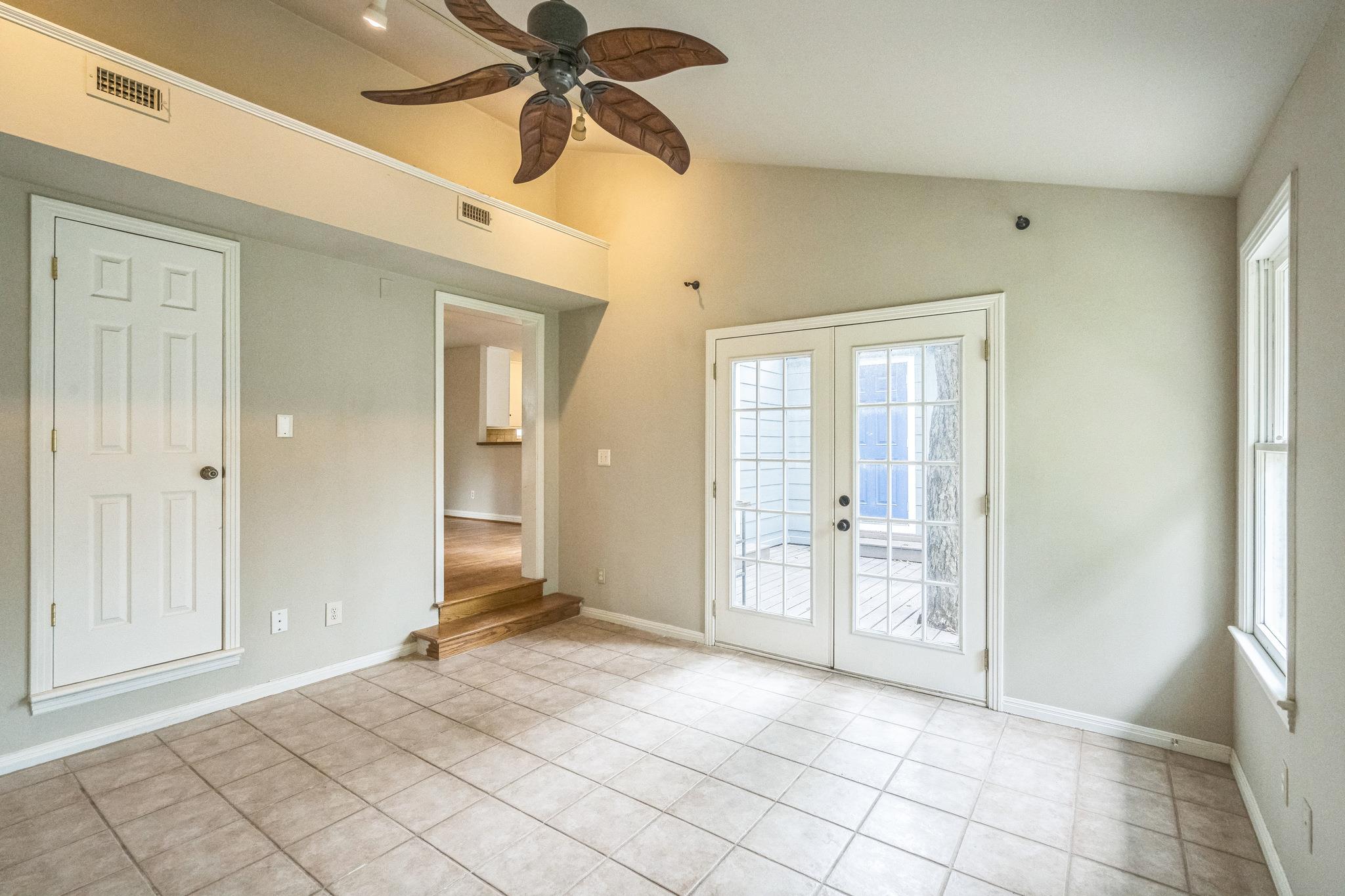 1402 Laurel St #b Property Photo 6