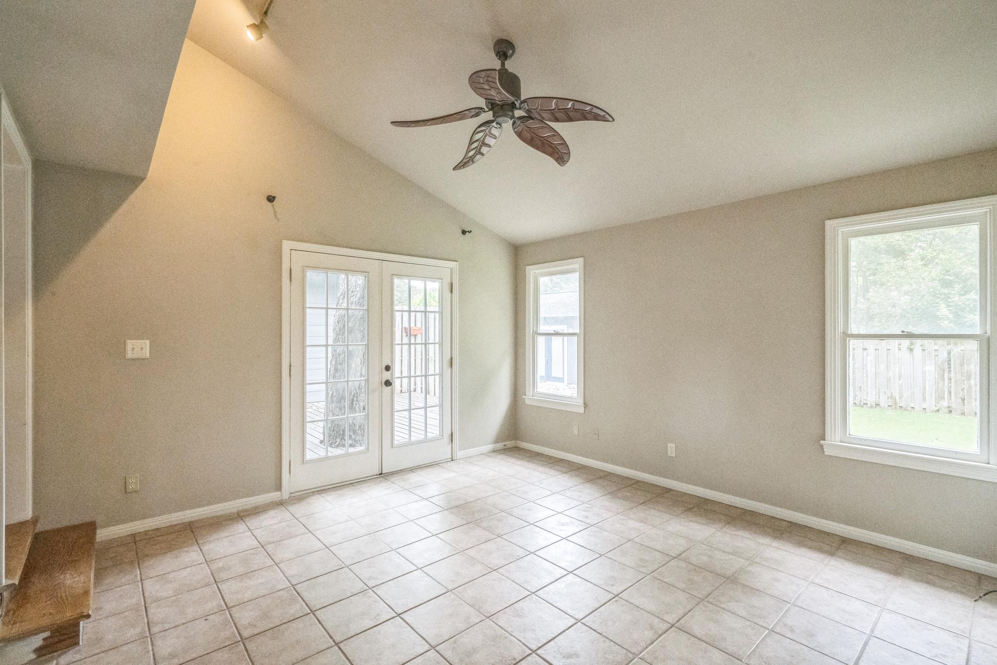 1402 Laurel St #b Property Photo 13