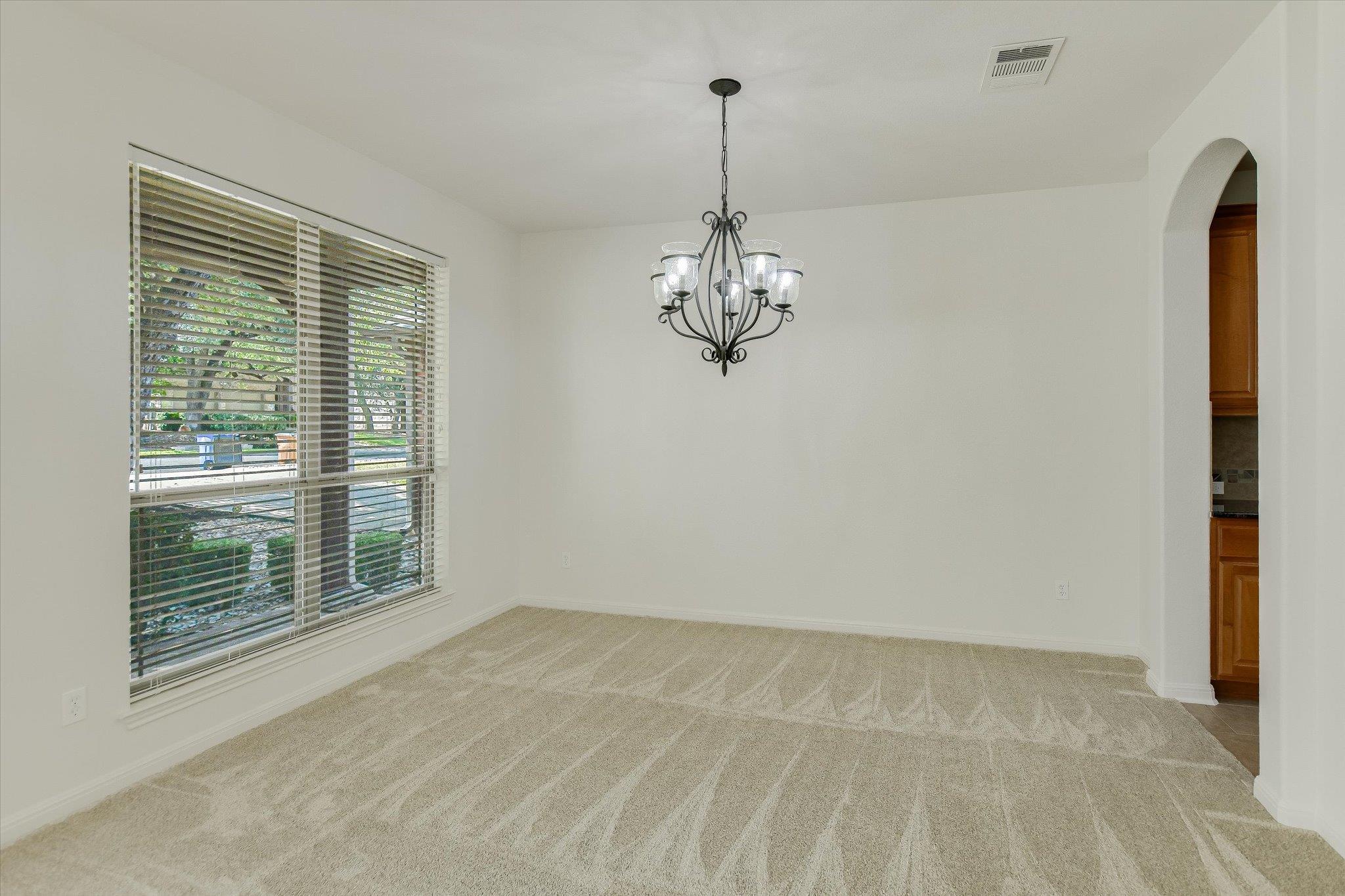 15524 Brodick Dr Property Photo 7