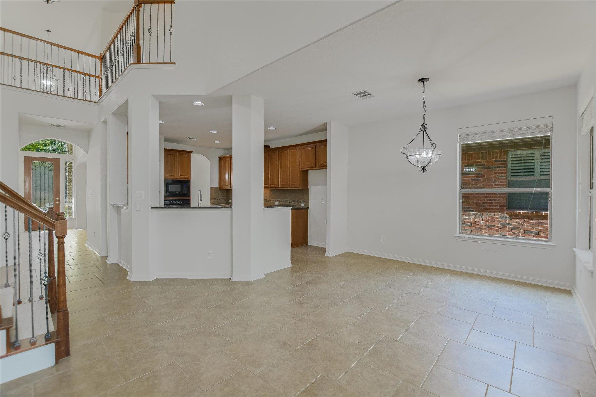 15524 Brodick Dr Property Photo 18