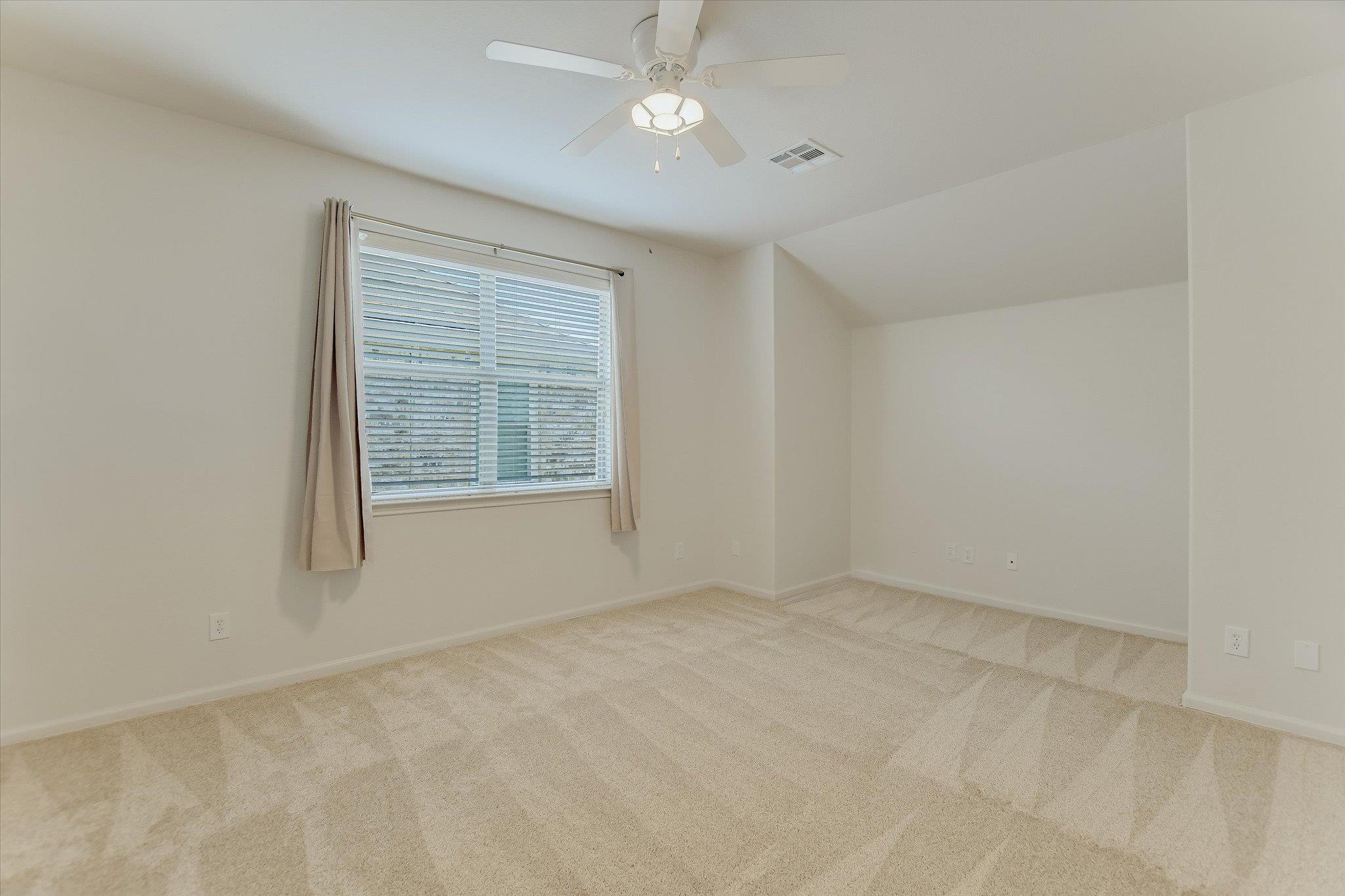15524 Brodick Dr Property Photo 30