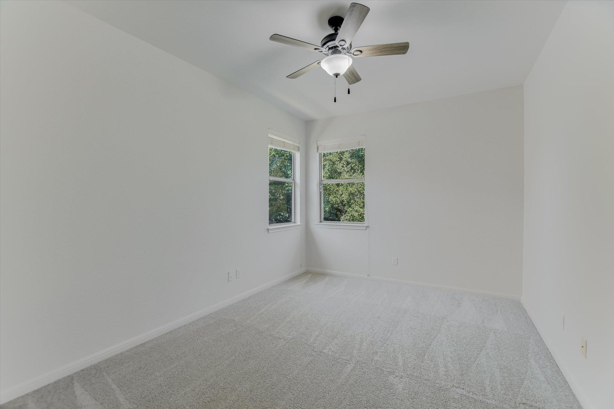 15524 Brodick Dr Property Photo 32