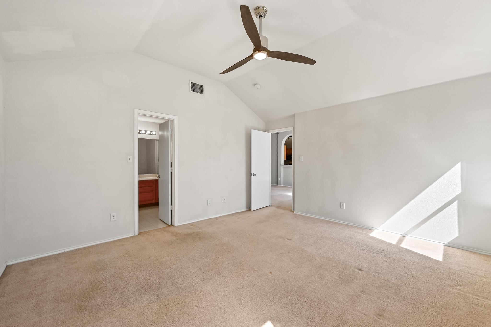 740 Clearview Cir Property Photo 10