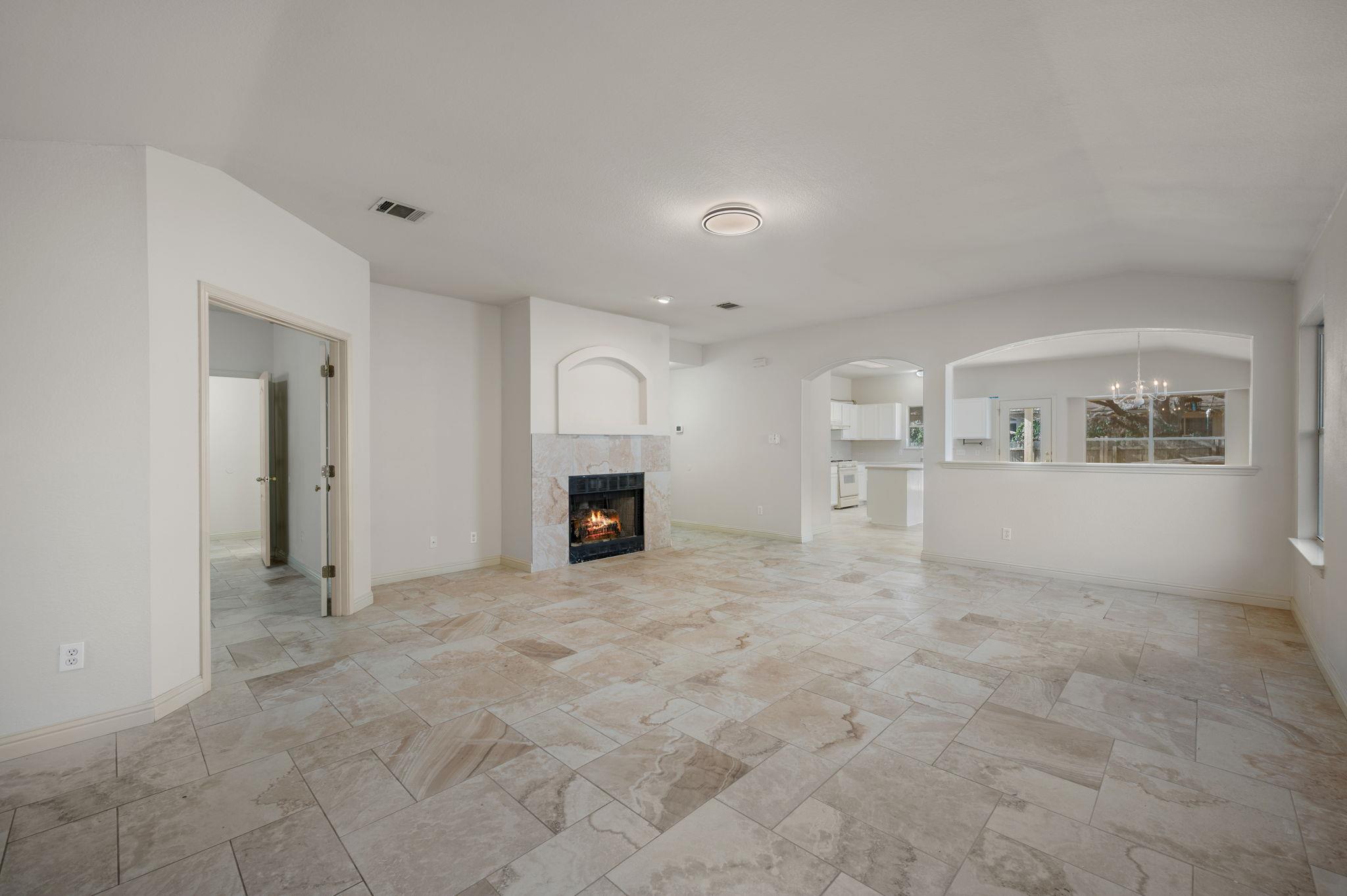 4605 Chesney Ridge Dr Property Photo 3