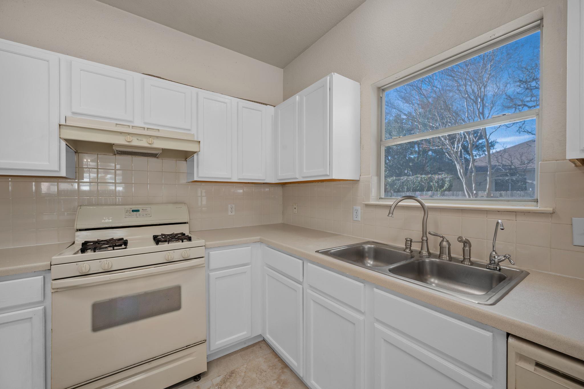 4605 Chesney Ridge Dr Property Photo 10