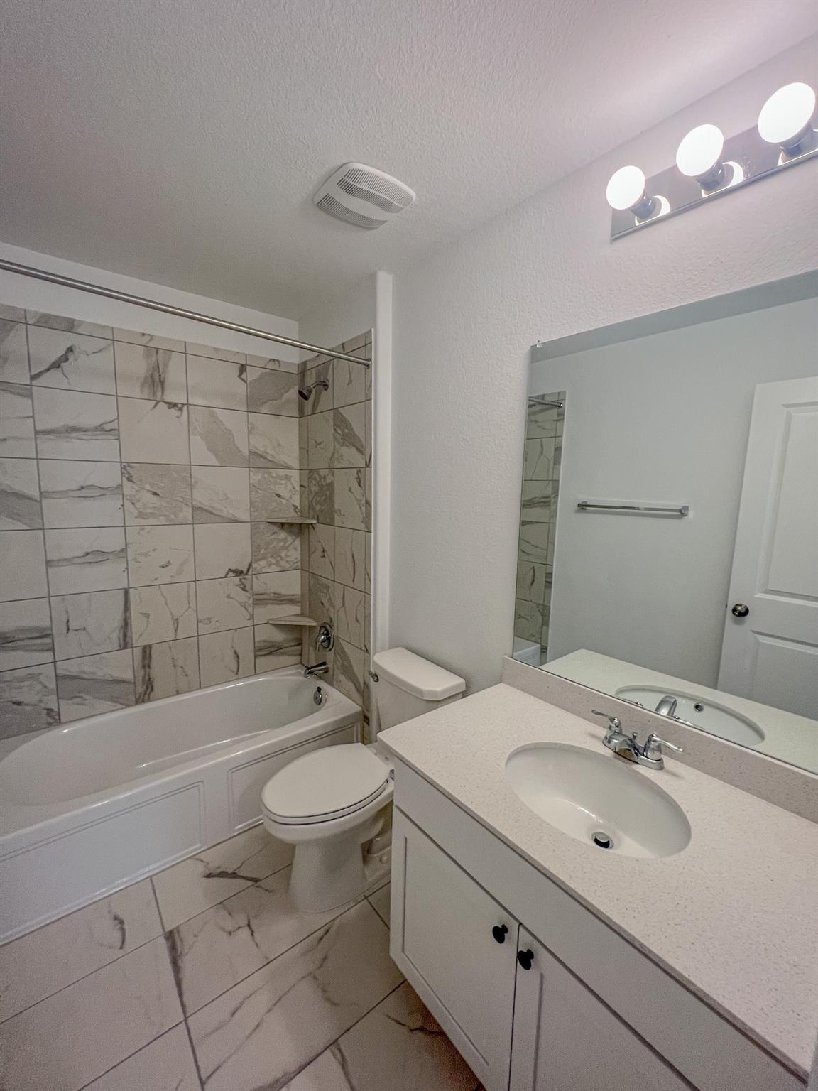 438 Perfect World Loop Property Photo 28