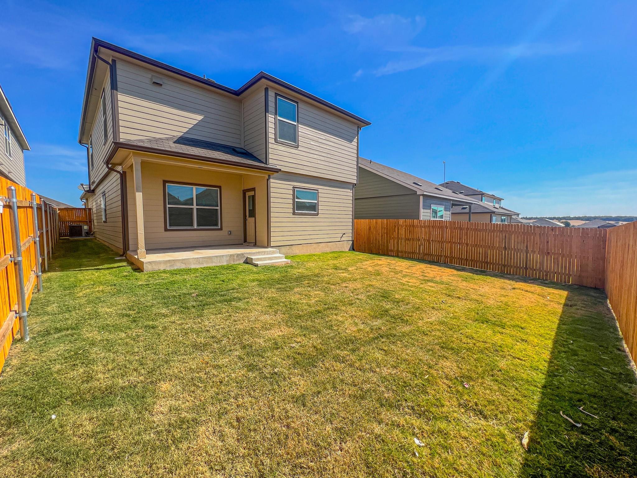438 Perfect World Loop Property Photo 34