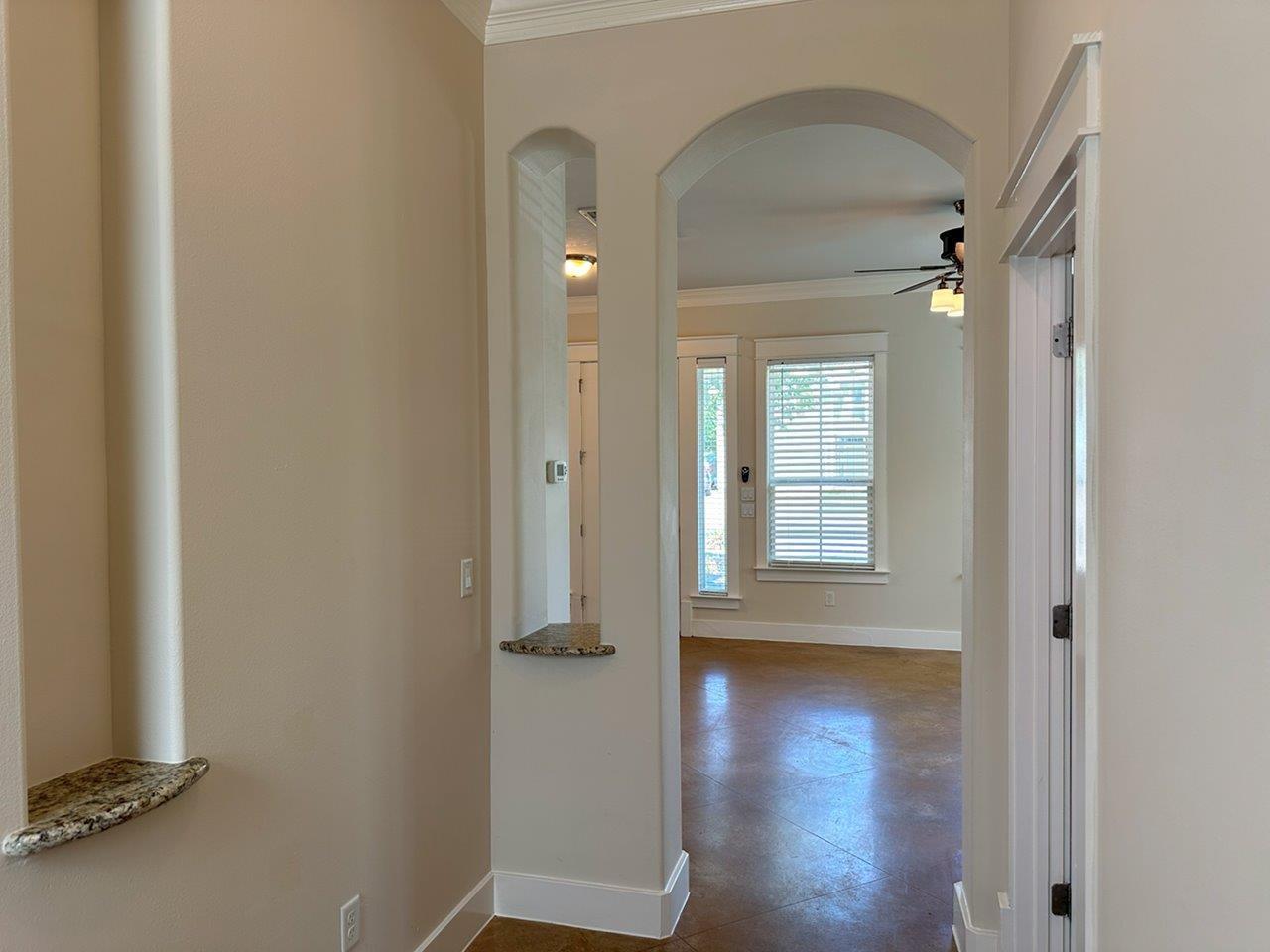 505 W North Loop Blvd #a Property Photo 16