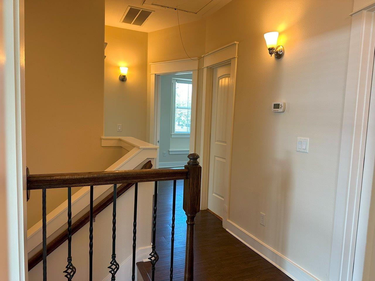505 W North Loop Blvd #a Property Photo 17