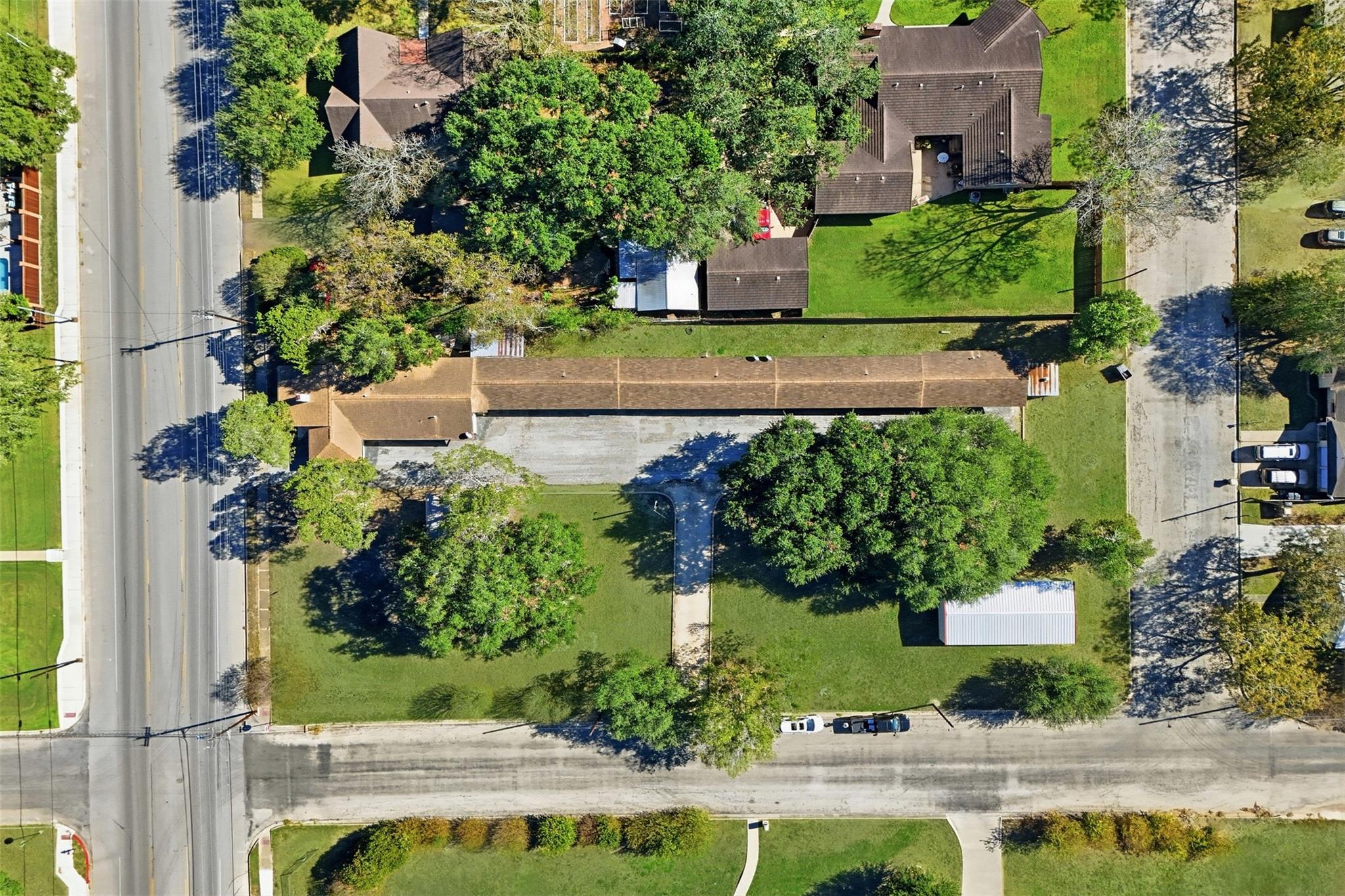1016 N Avenue E Ave Property Photo 14