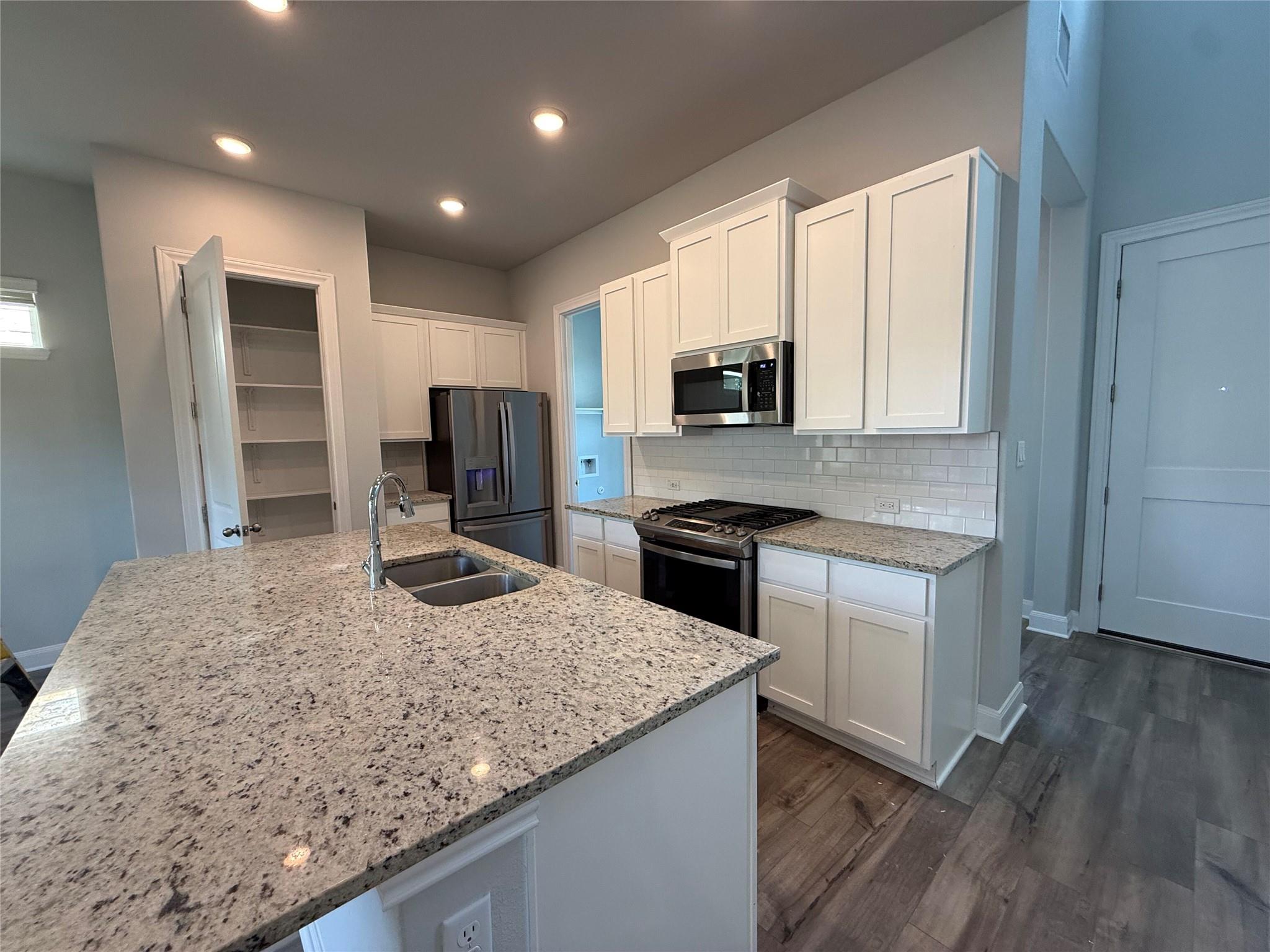 131 Spangle Way Property Photo 6