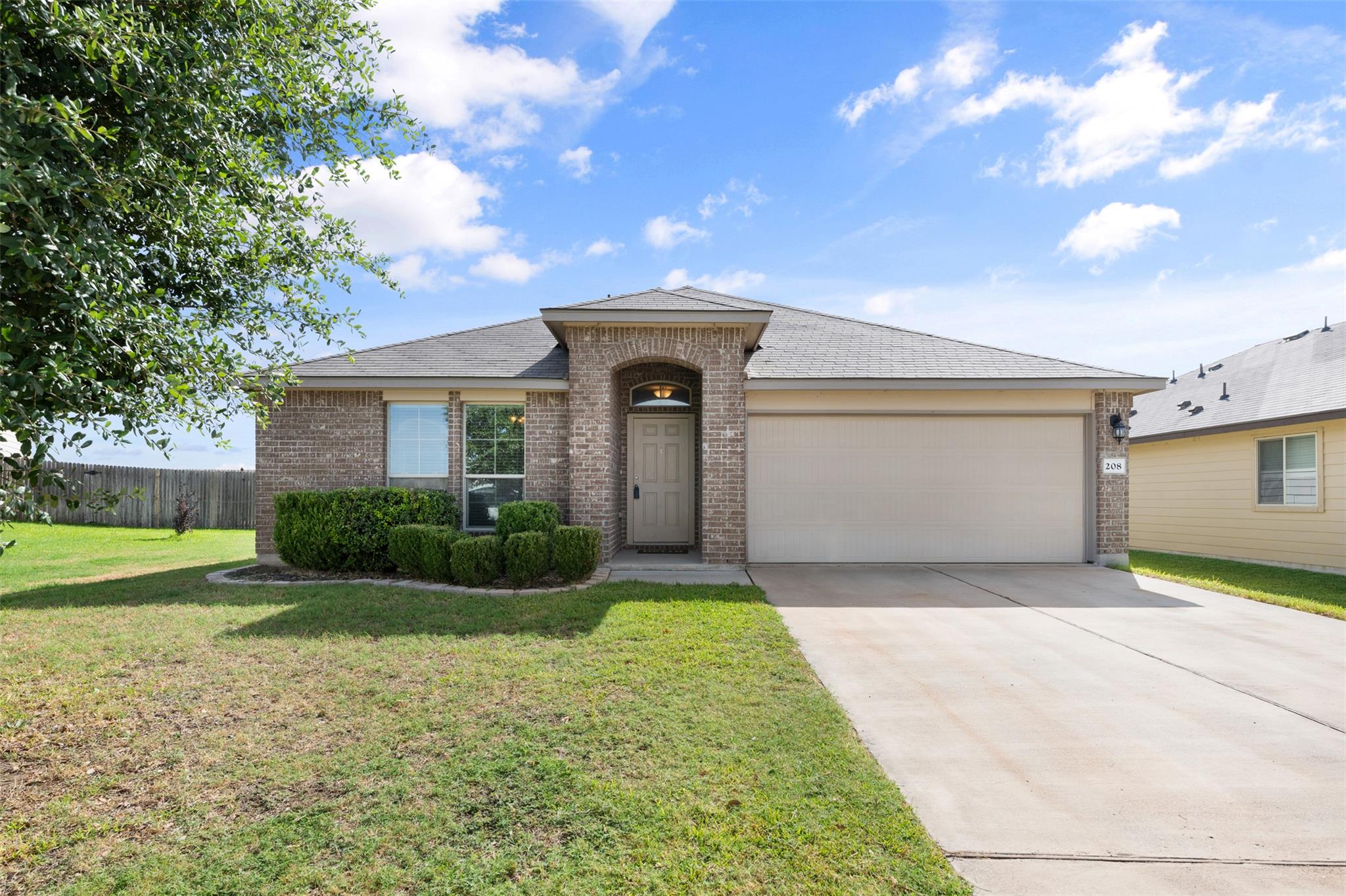 208 Plata Ln Property Photo 1