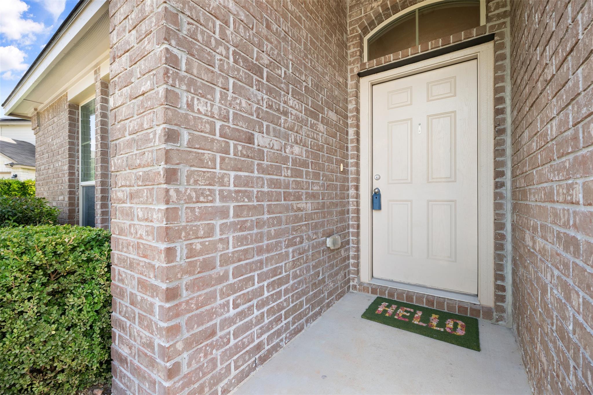 208 Plata Ln Property Photo 6