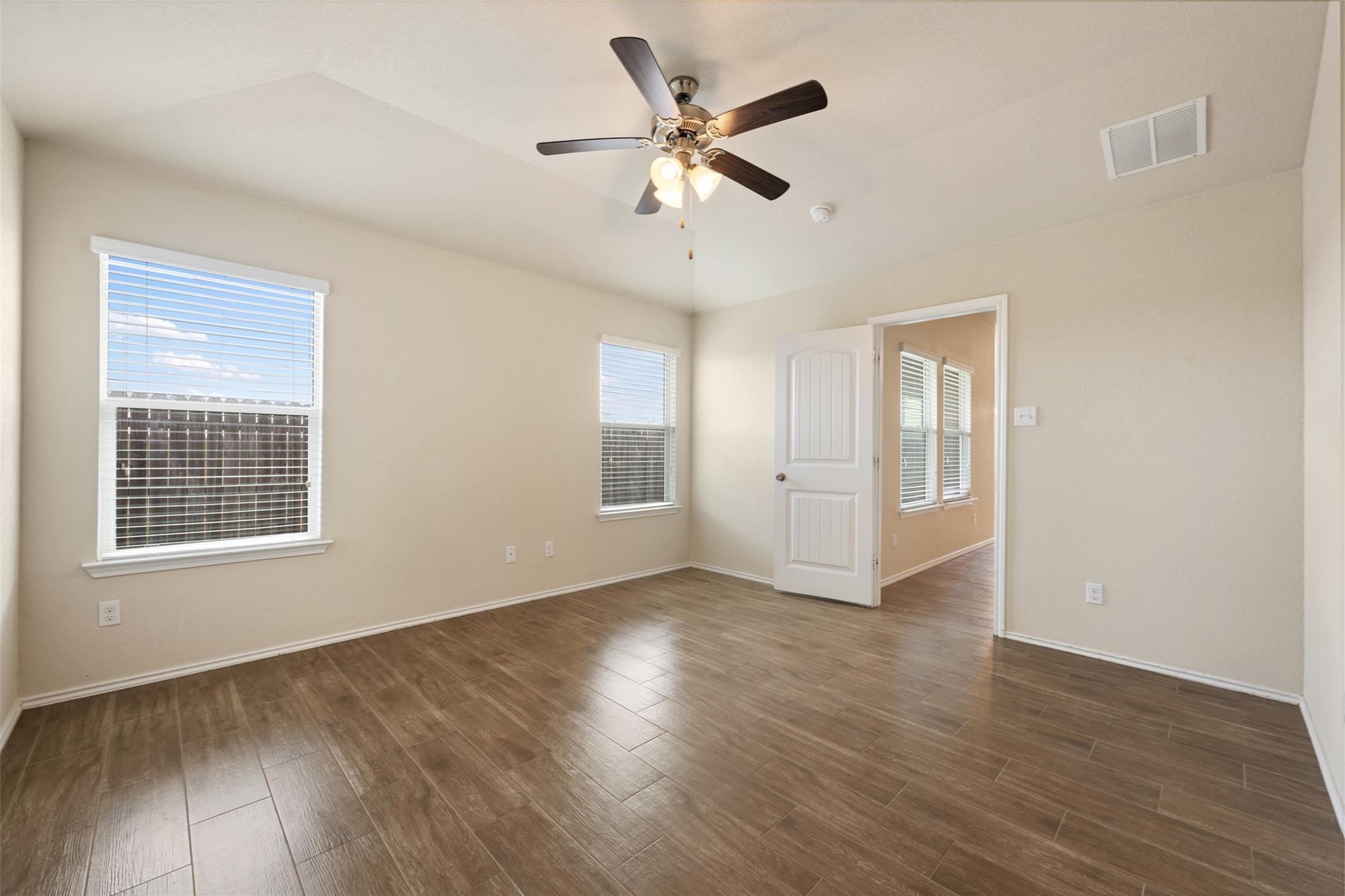 208 Plata Ln Property Photo 28