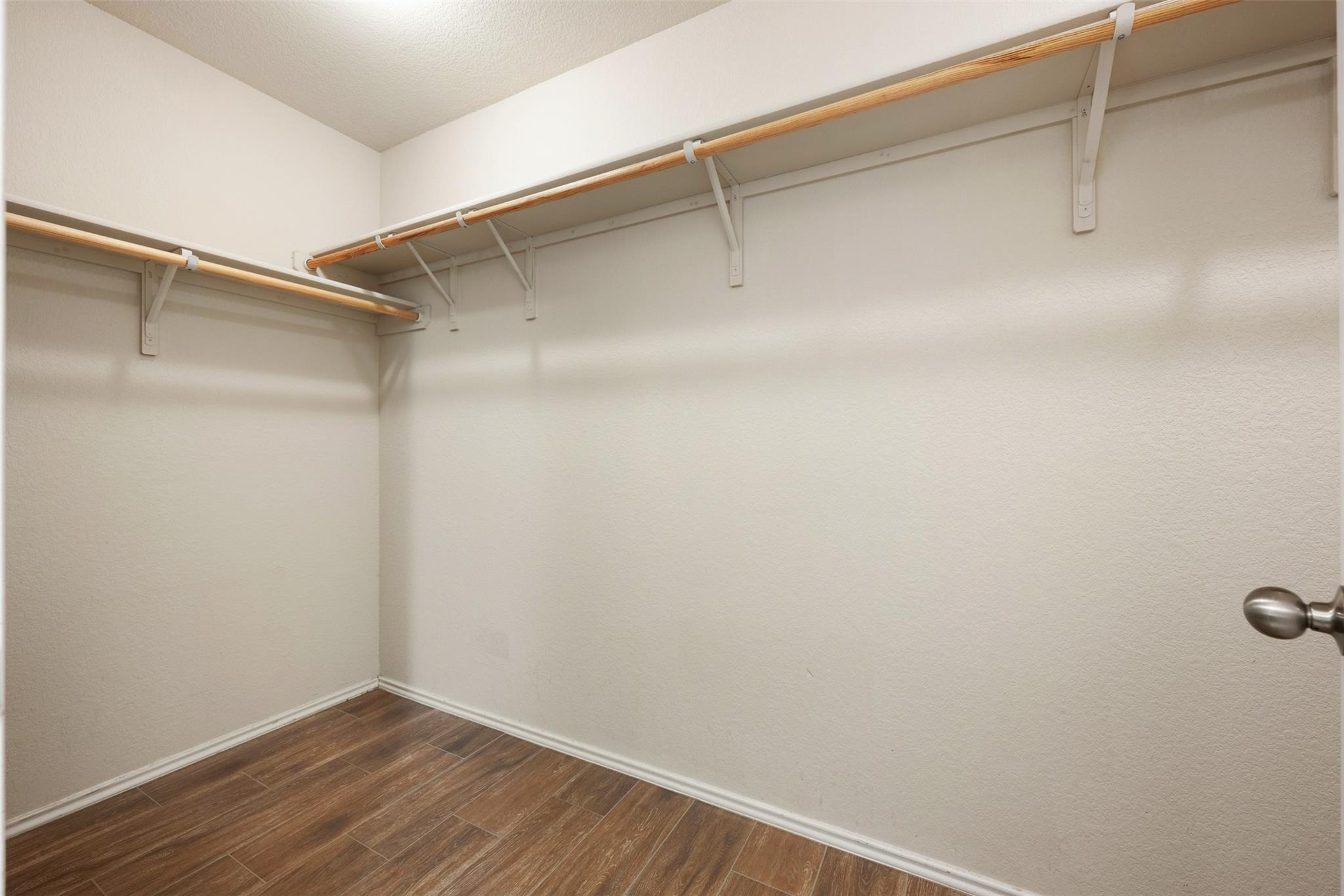 208 Plata Ln Property Photo 32