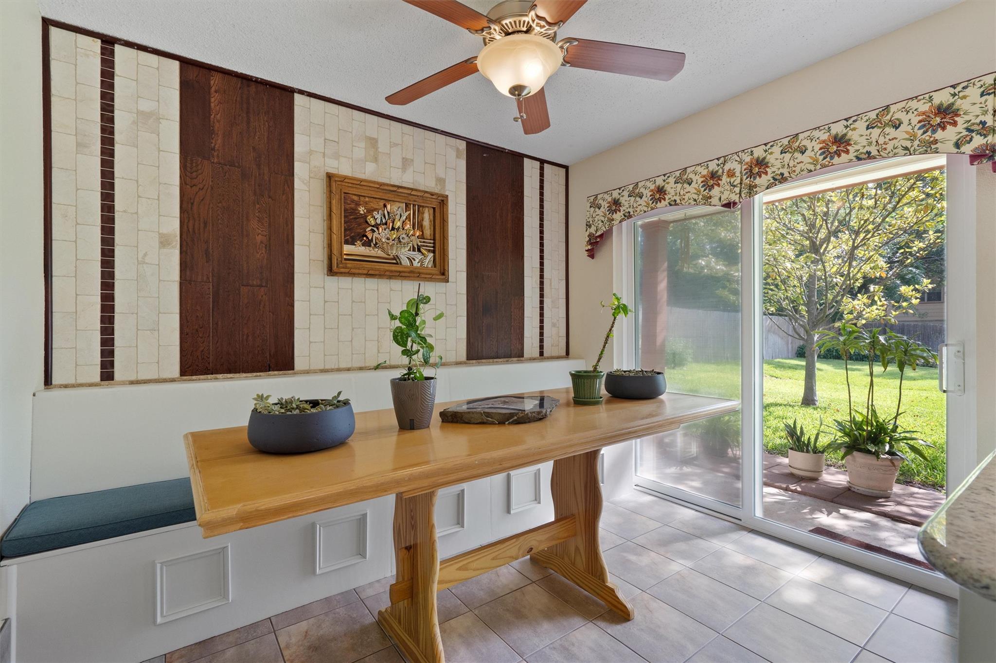 13215 Woodthorpe St Property Photo 12