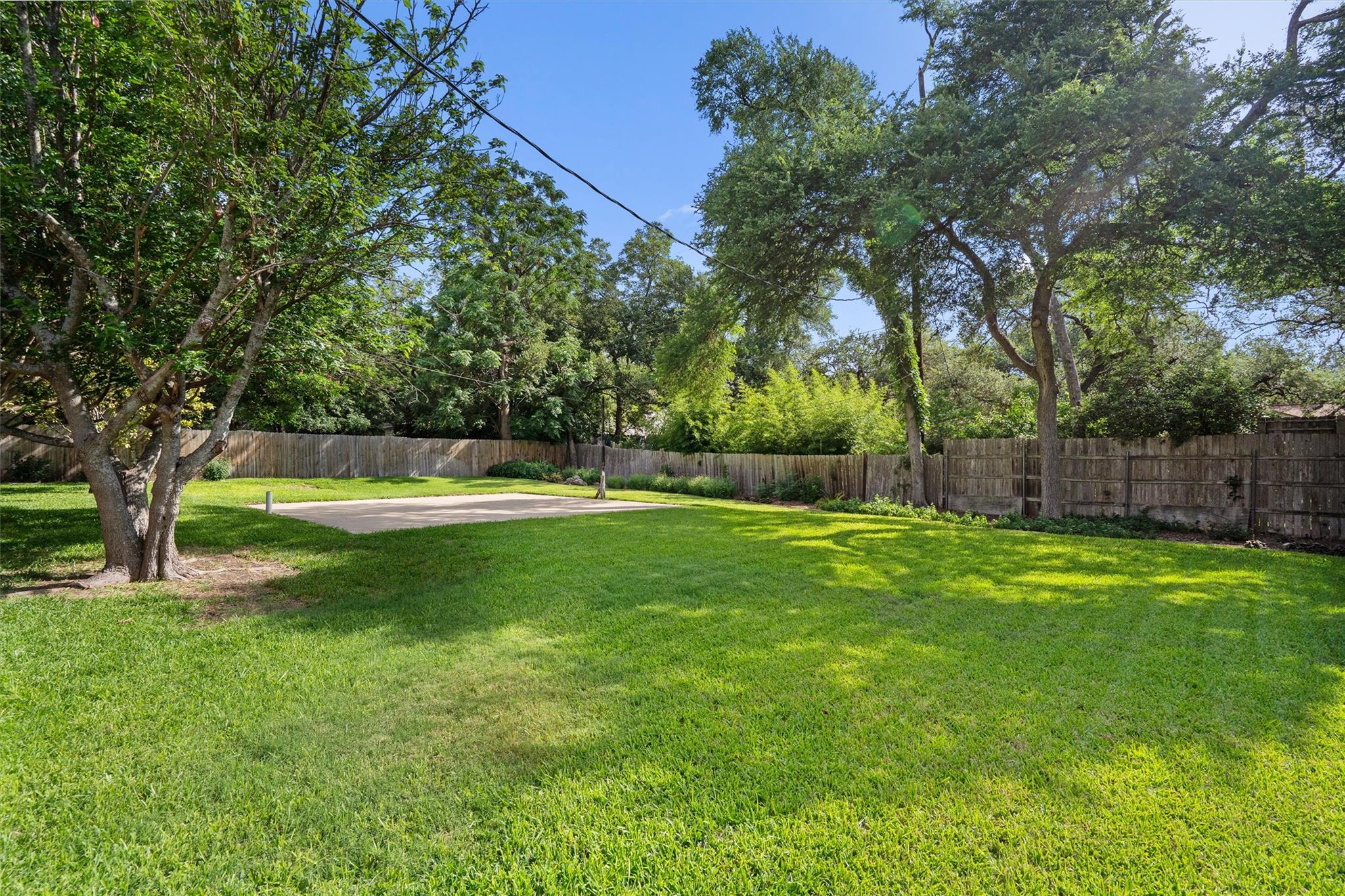 13215 Woodthorpe St Property Photo 28