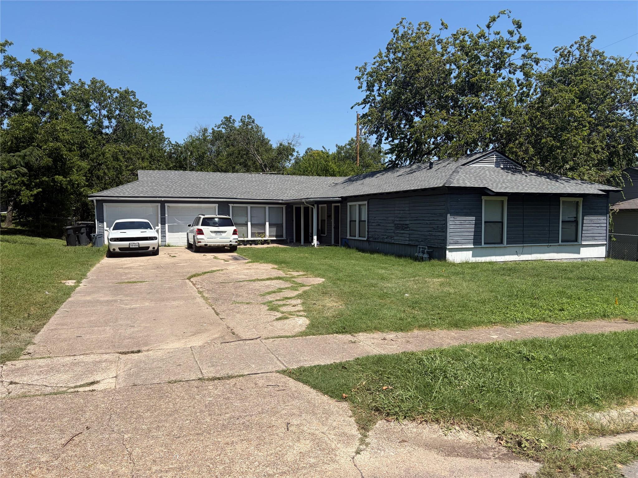 813 Estelle Ave Property Photo 1
