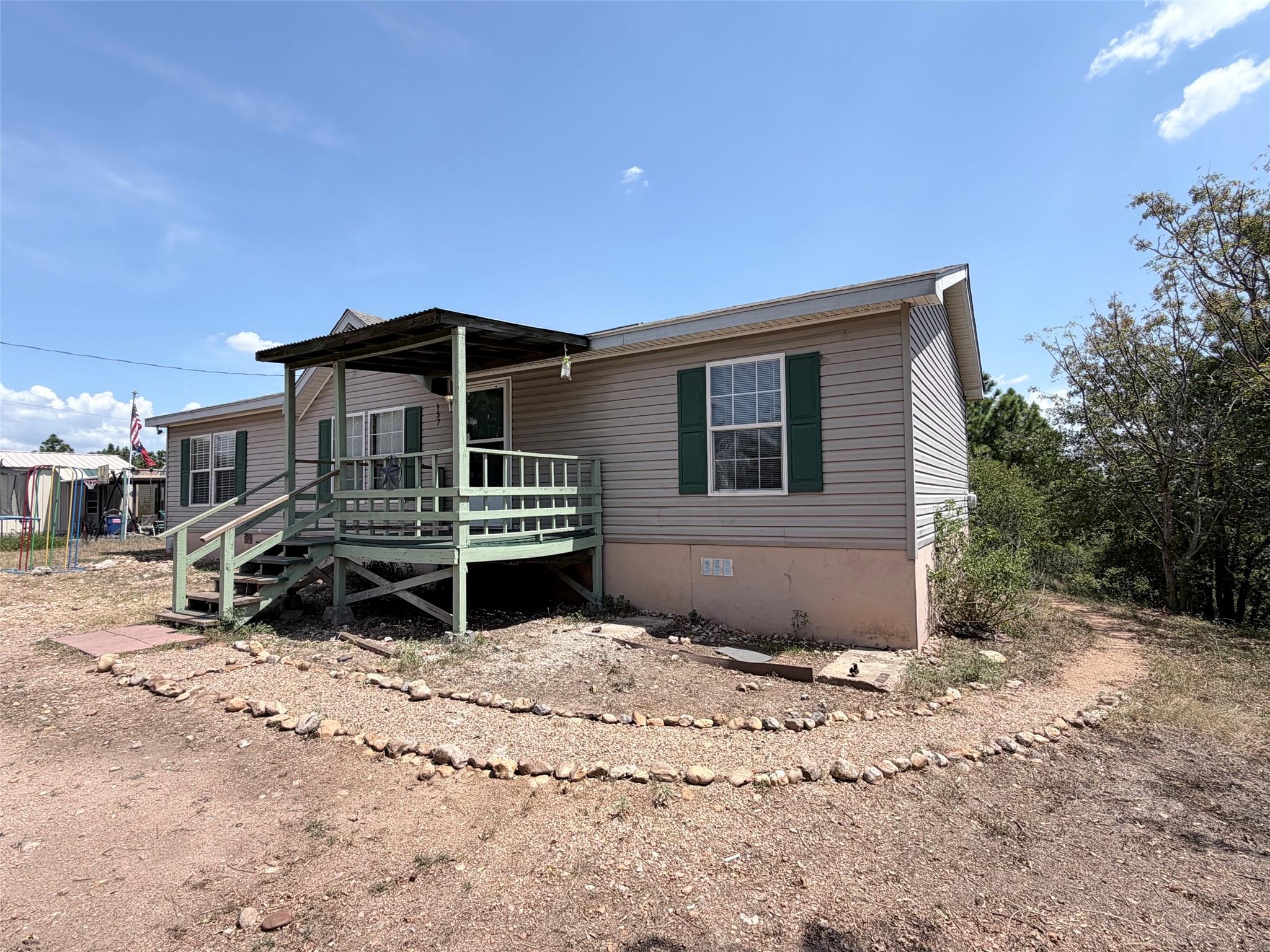 157 Lakeside Dr Property Photo 2