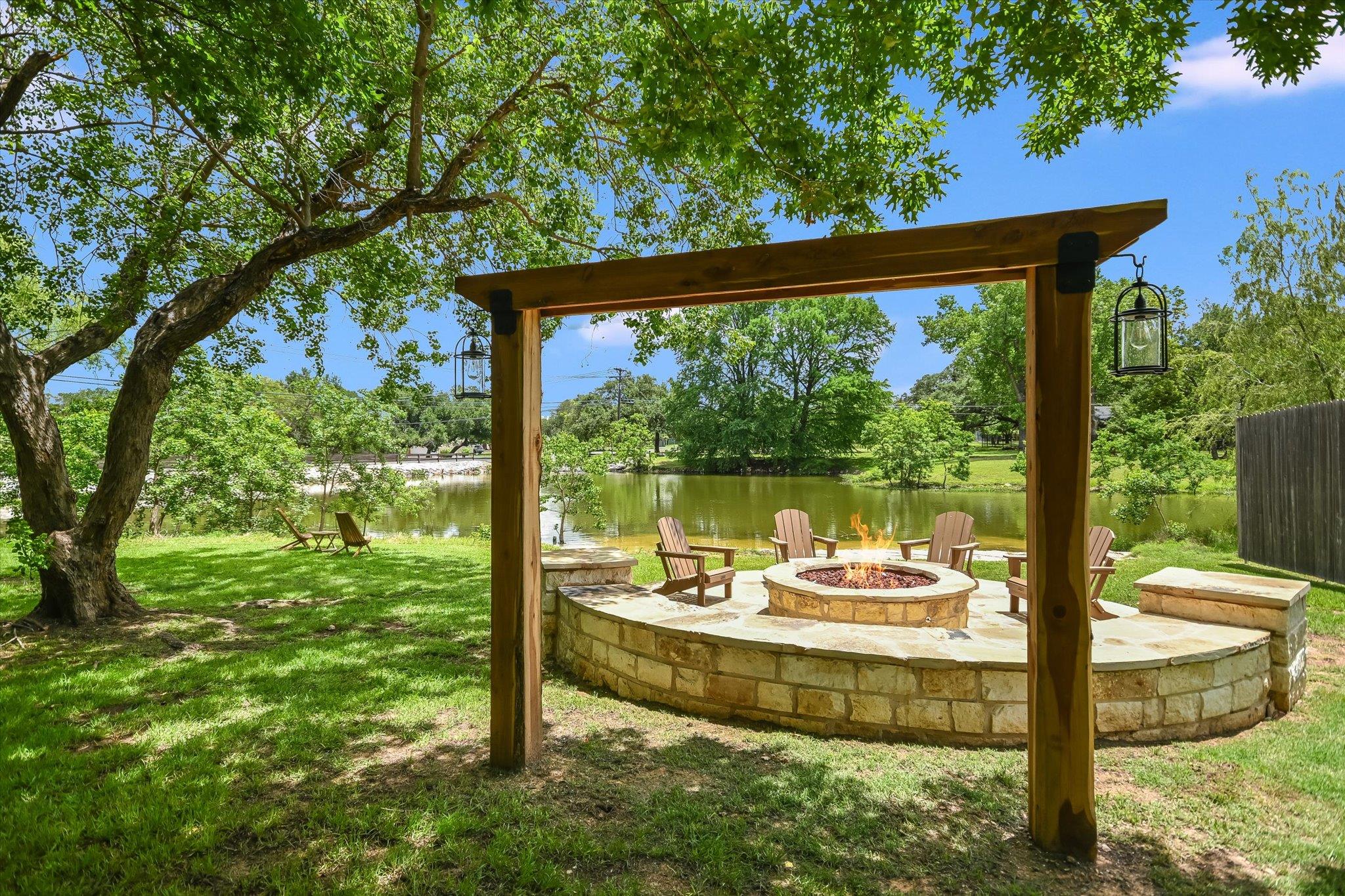 3301 Arrowhead CIR Property Photo 1