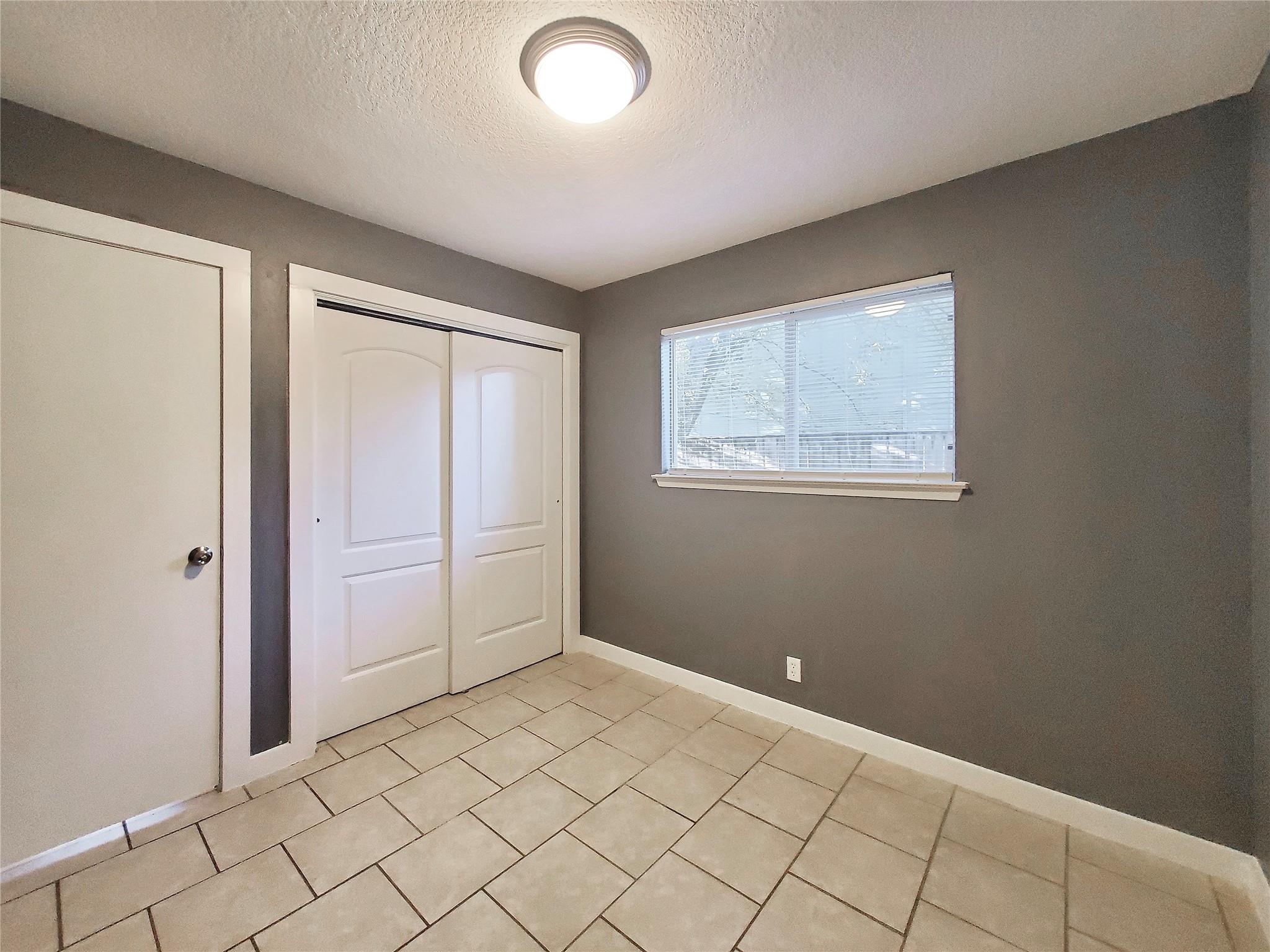 1813 Nicole Cir #b Property Photo 8