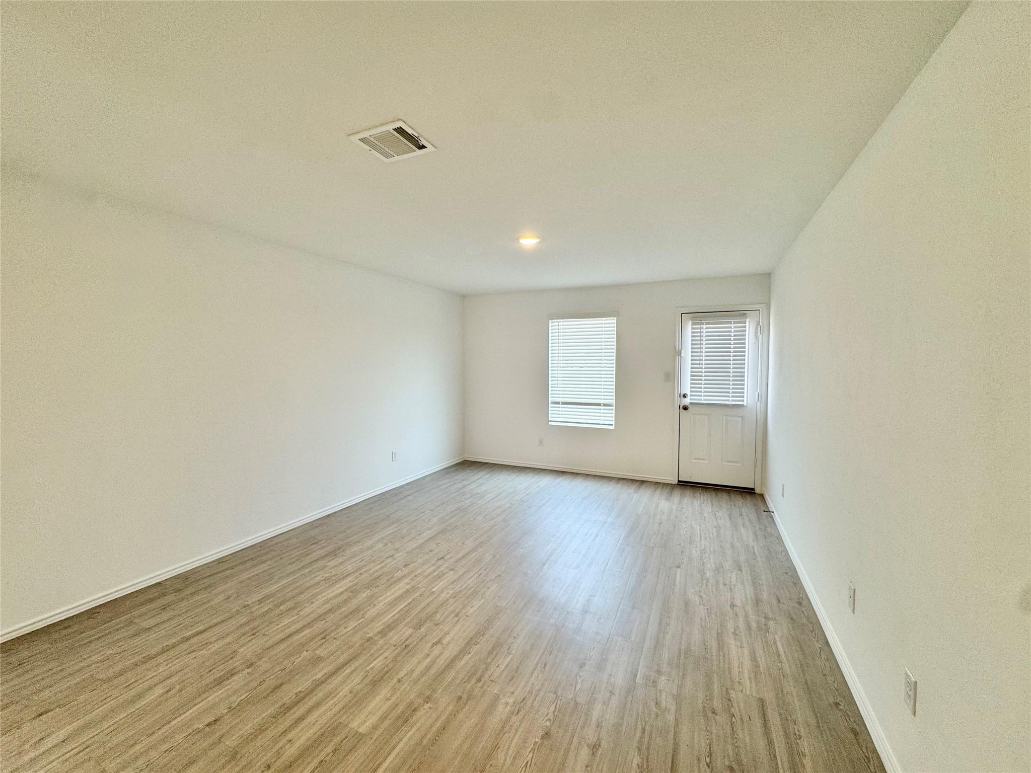 23604 Tiny Moons Way Property Photo 8