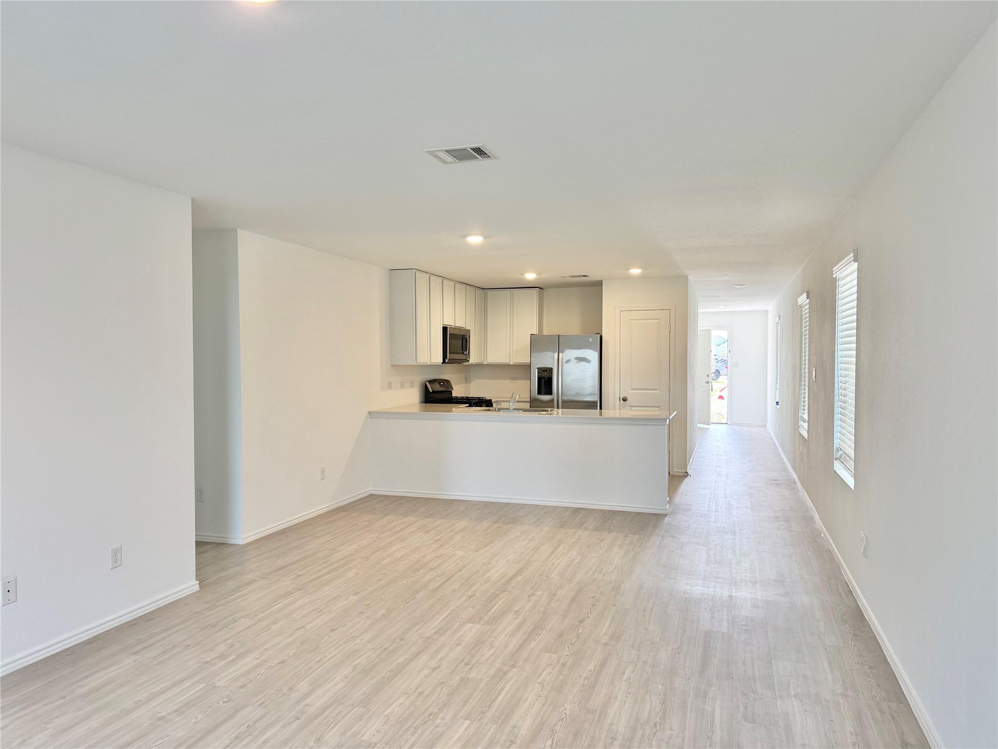 23604 Tiny Moons Way Property Photo 9