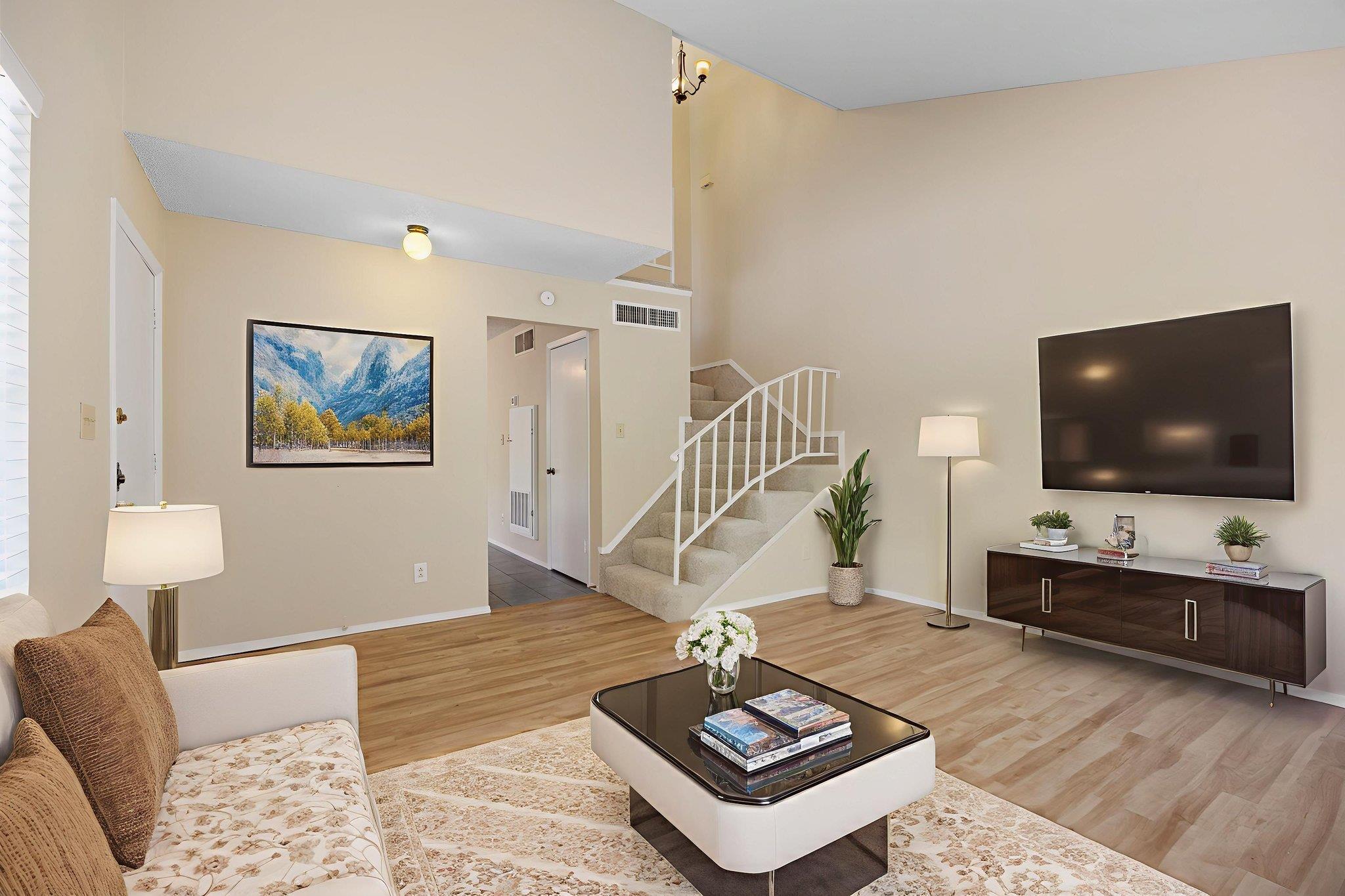 915 Silver Quail Ln