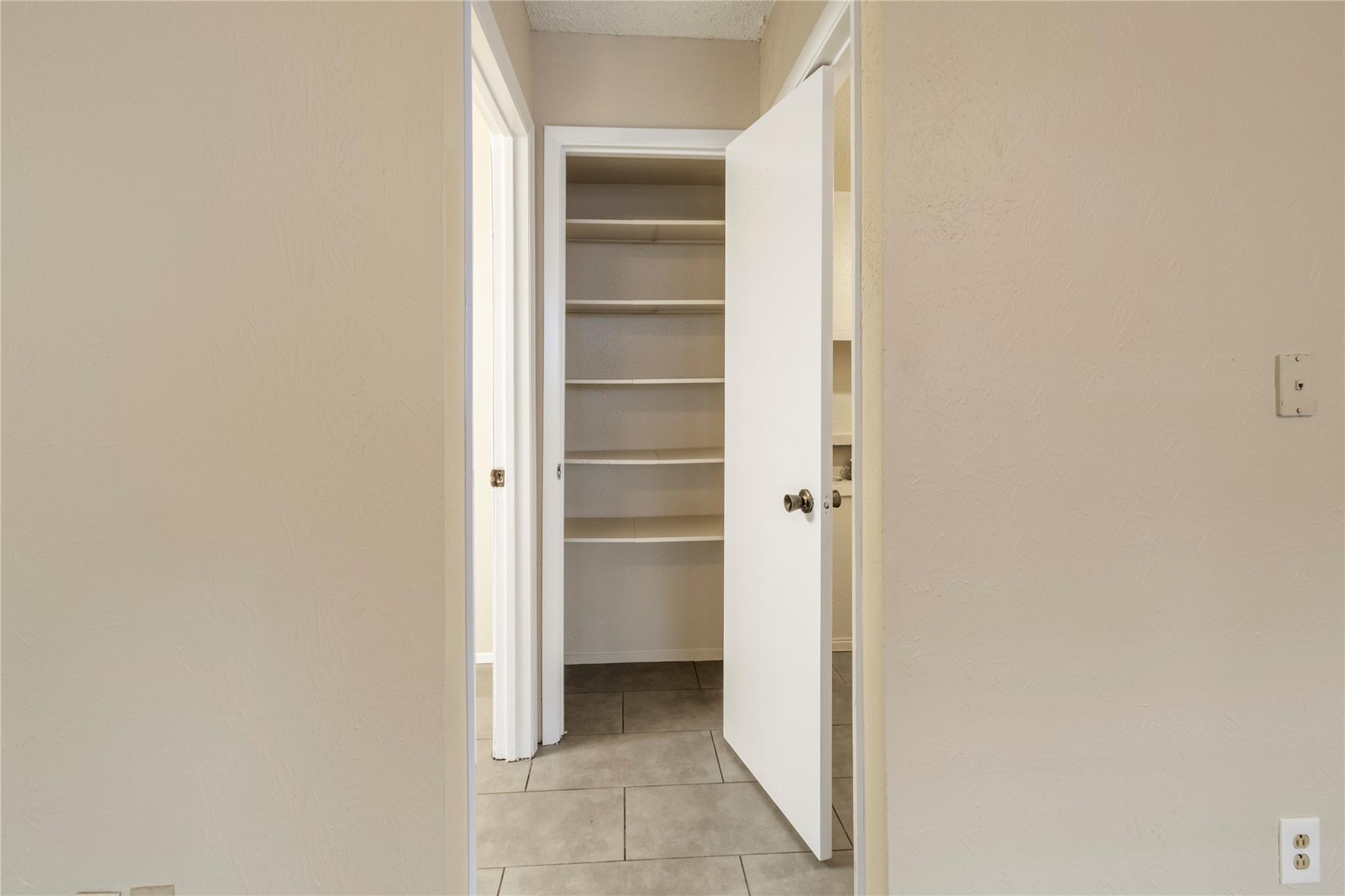 915 Silver Quail Ln Property Photo 15