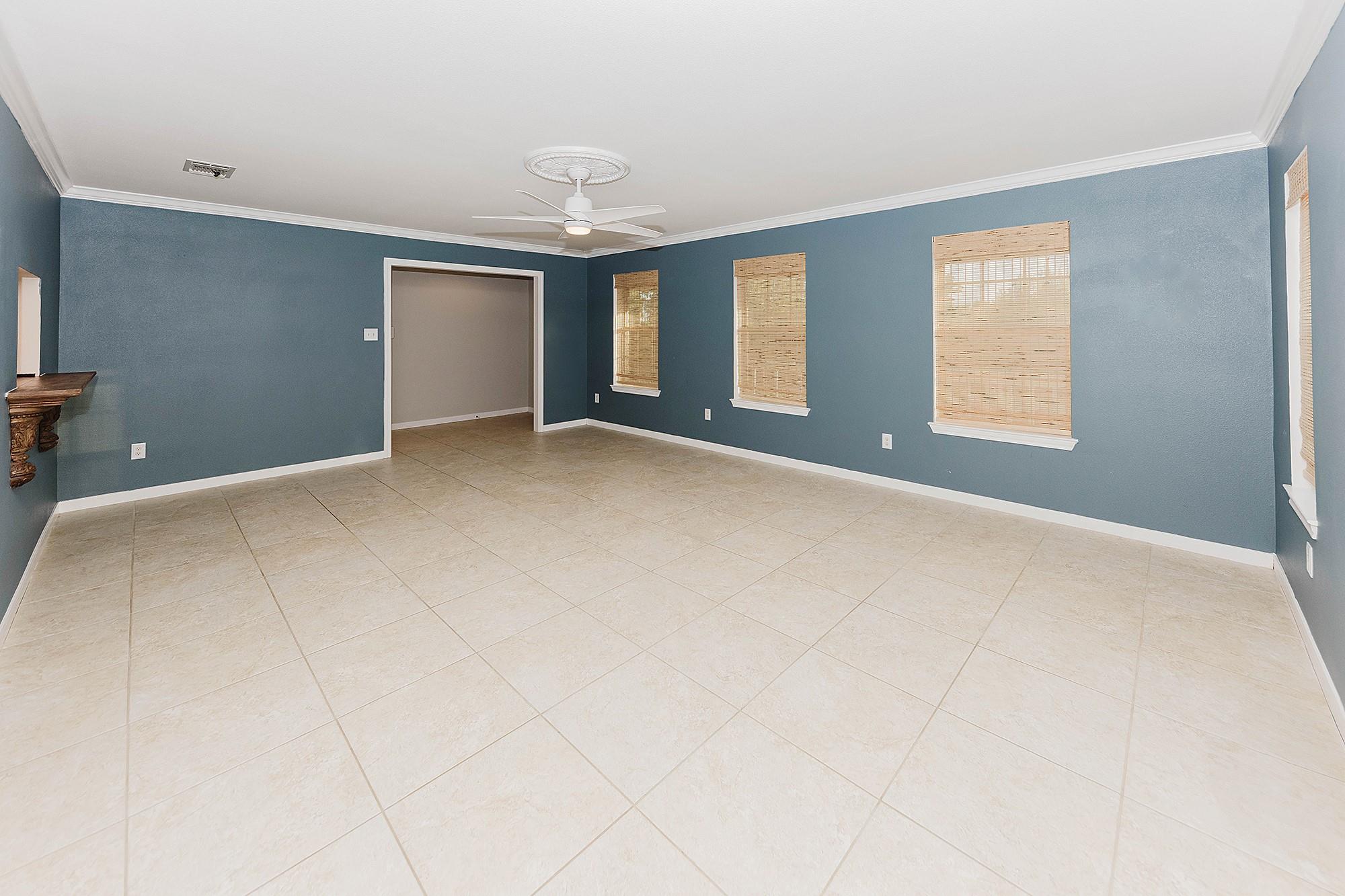139 Village Forest Dr Property Photo 13