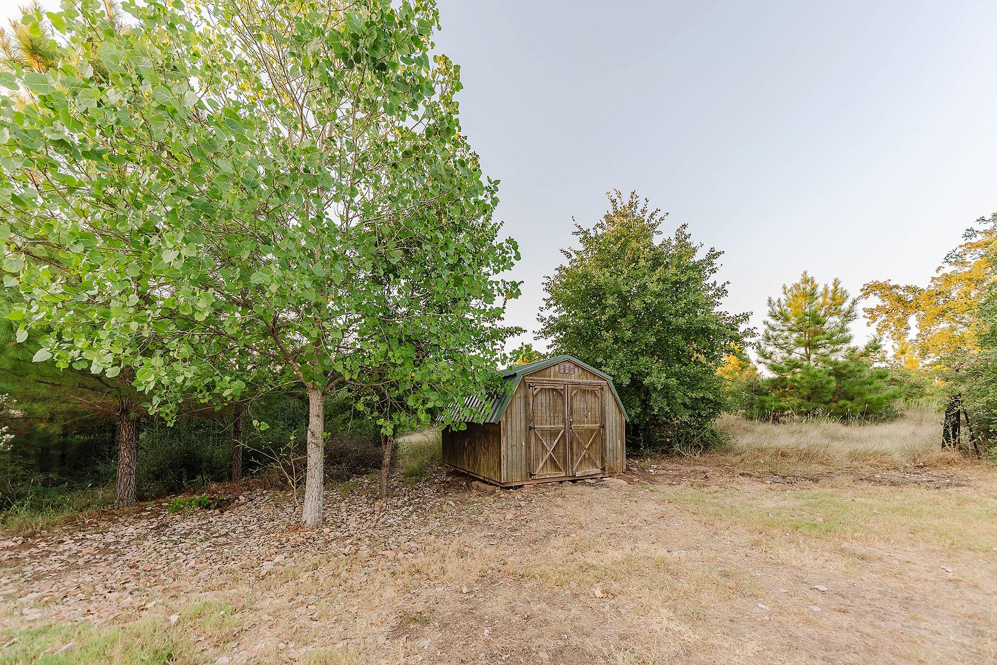 139 Village Forest Dr Property Photo 34