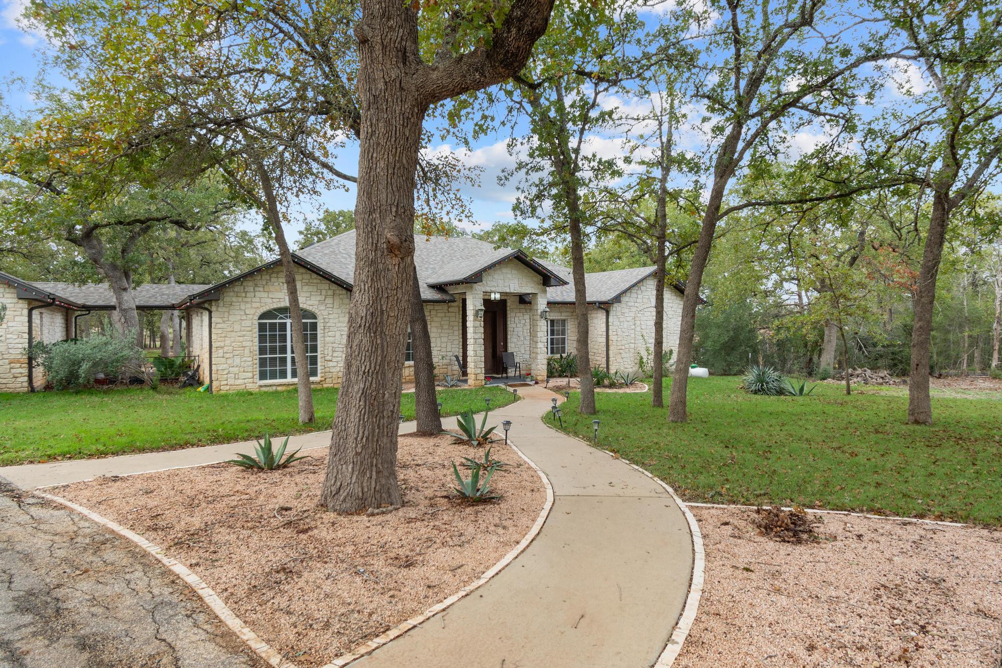 346 The Oaks Blvd