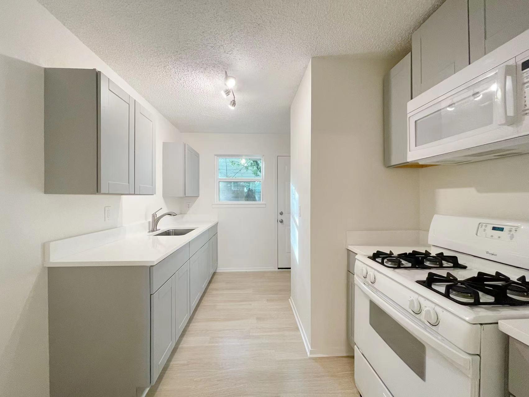 6104 Calmar CV A Property Photo 1