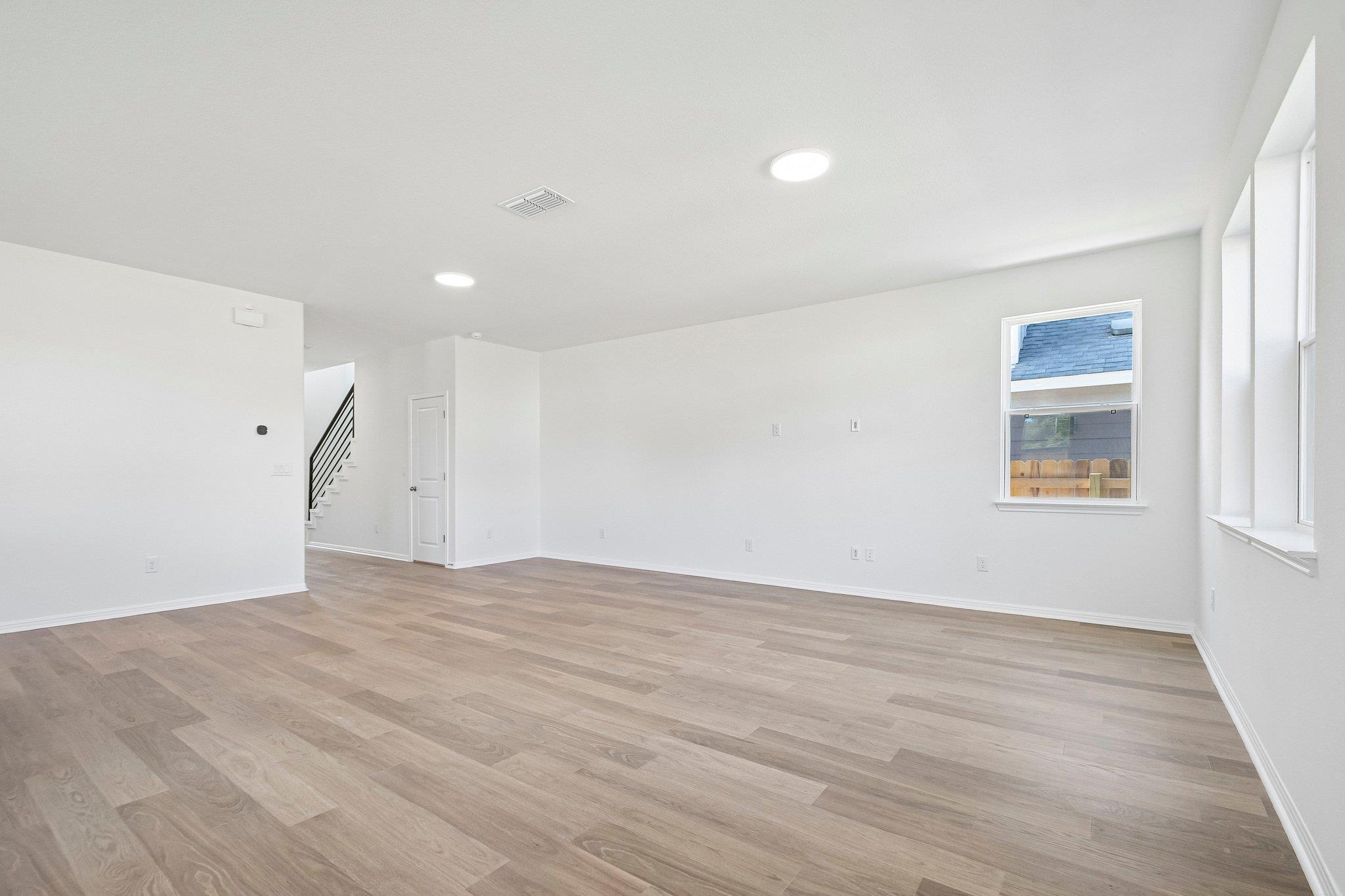 1506 Corsac Way Property Photo 6