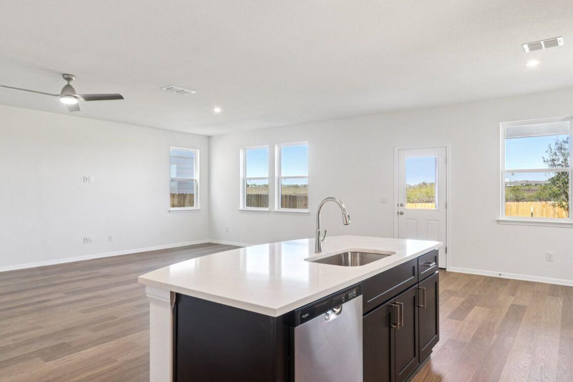 1506 Corsac Way Property Photo 14
