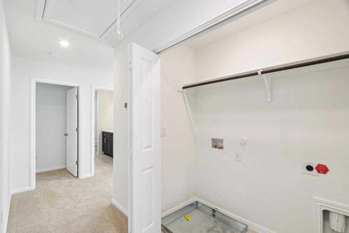 1506 Corsac Way Property Photo 23
