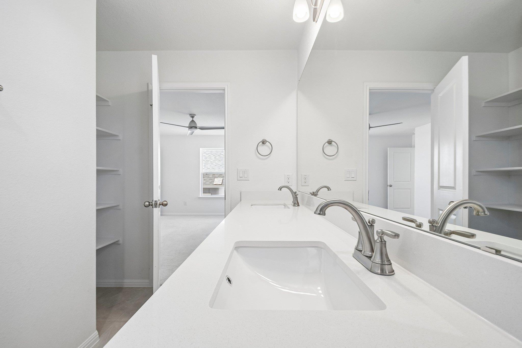 1506 Corsac Way Property Photo 31