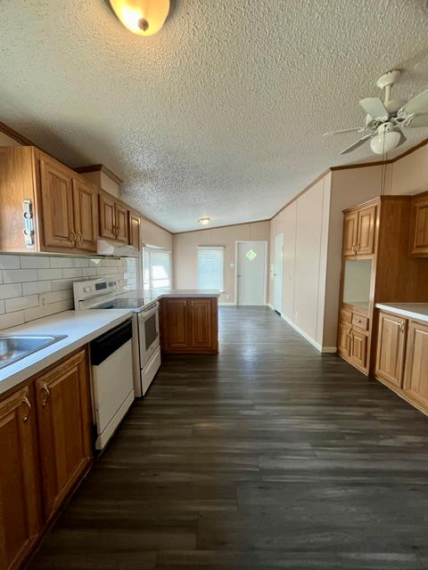150 Oak Forest Dr Property Photo 8