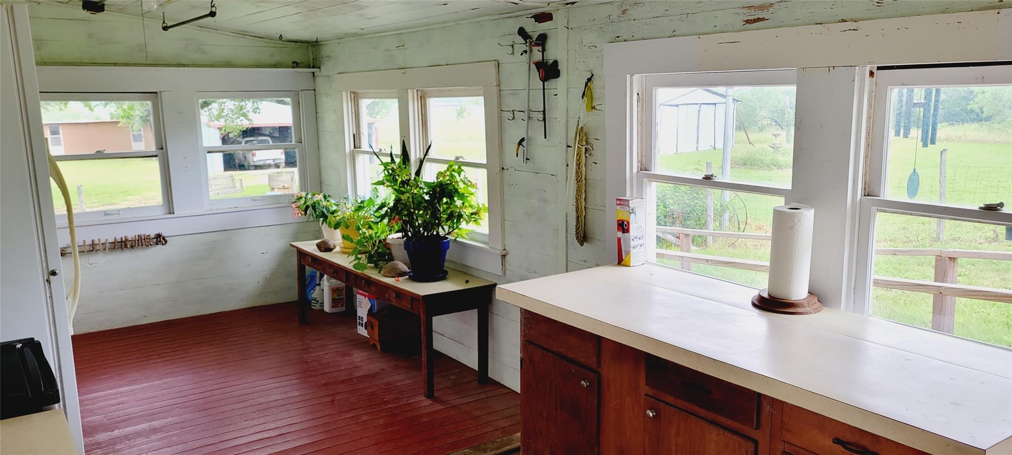 4592 N Fm 487 Property Photo 15