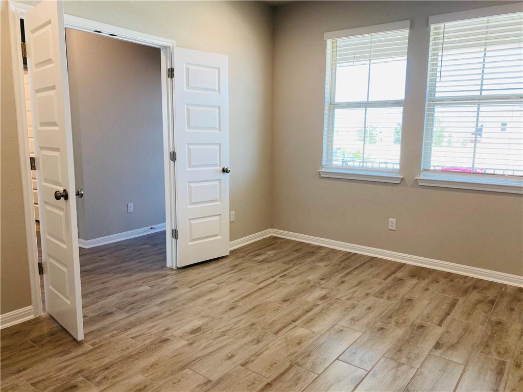 2817 Sage Ranch Dr Property Photo 4