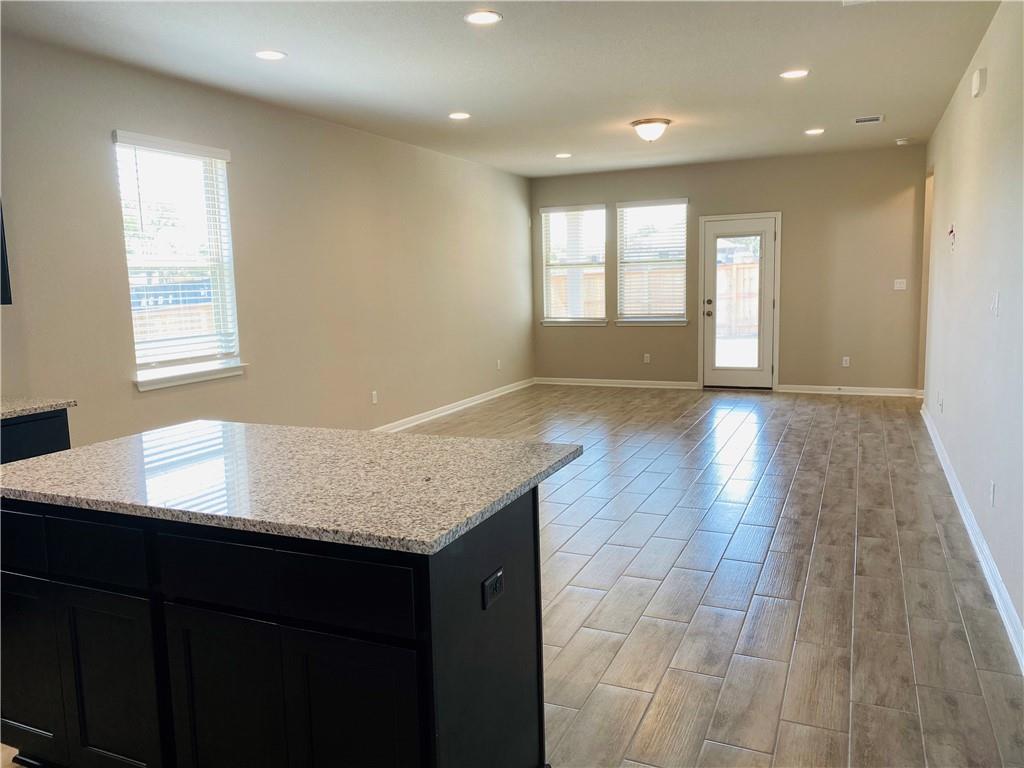 2817 Sage Ranch Dr Property Photo 7