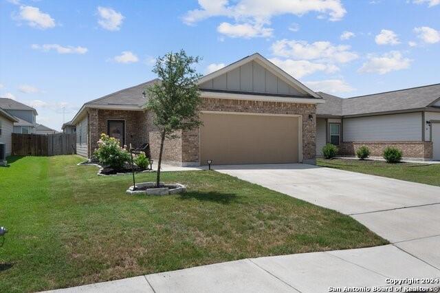 137 Buttercup Bnd Bnd Property Photo