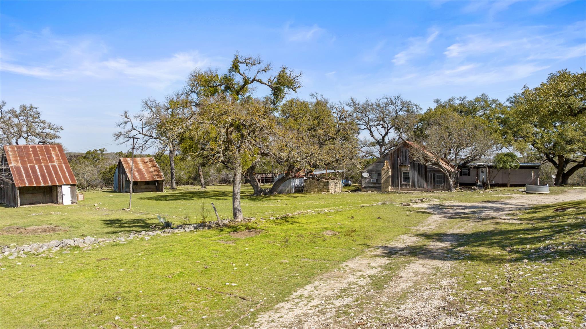 16598 Us Hwy 281 Property Photo 16