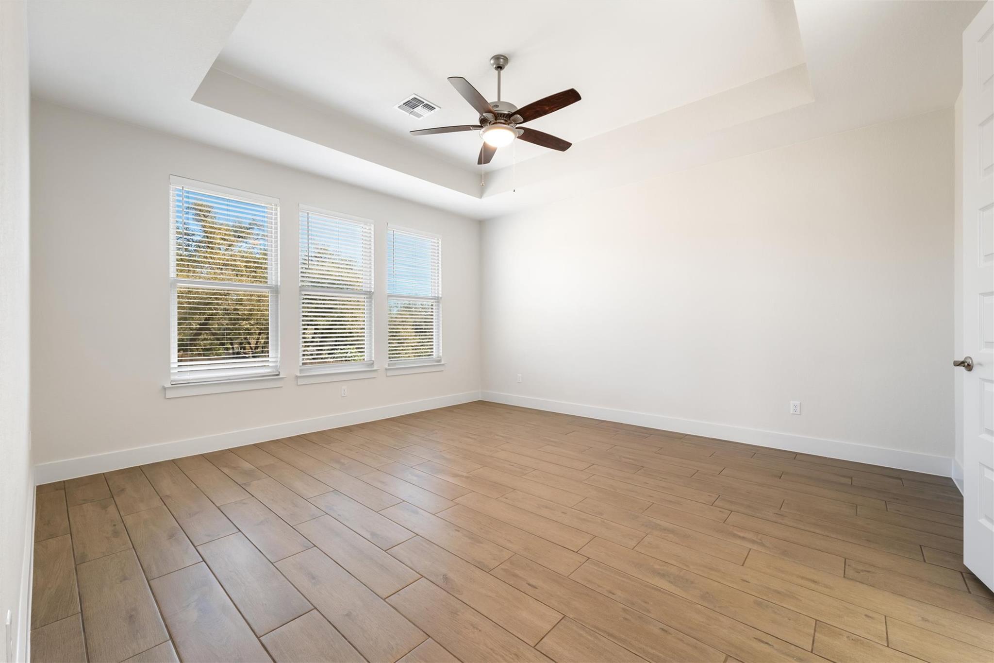 2345 Airport Dr Property Photo 15