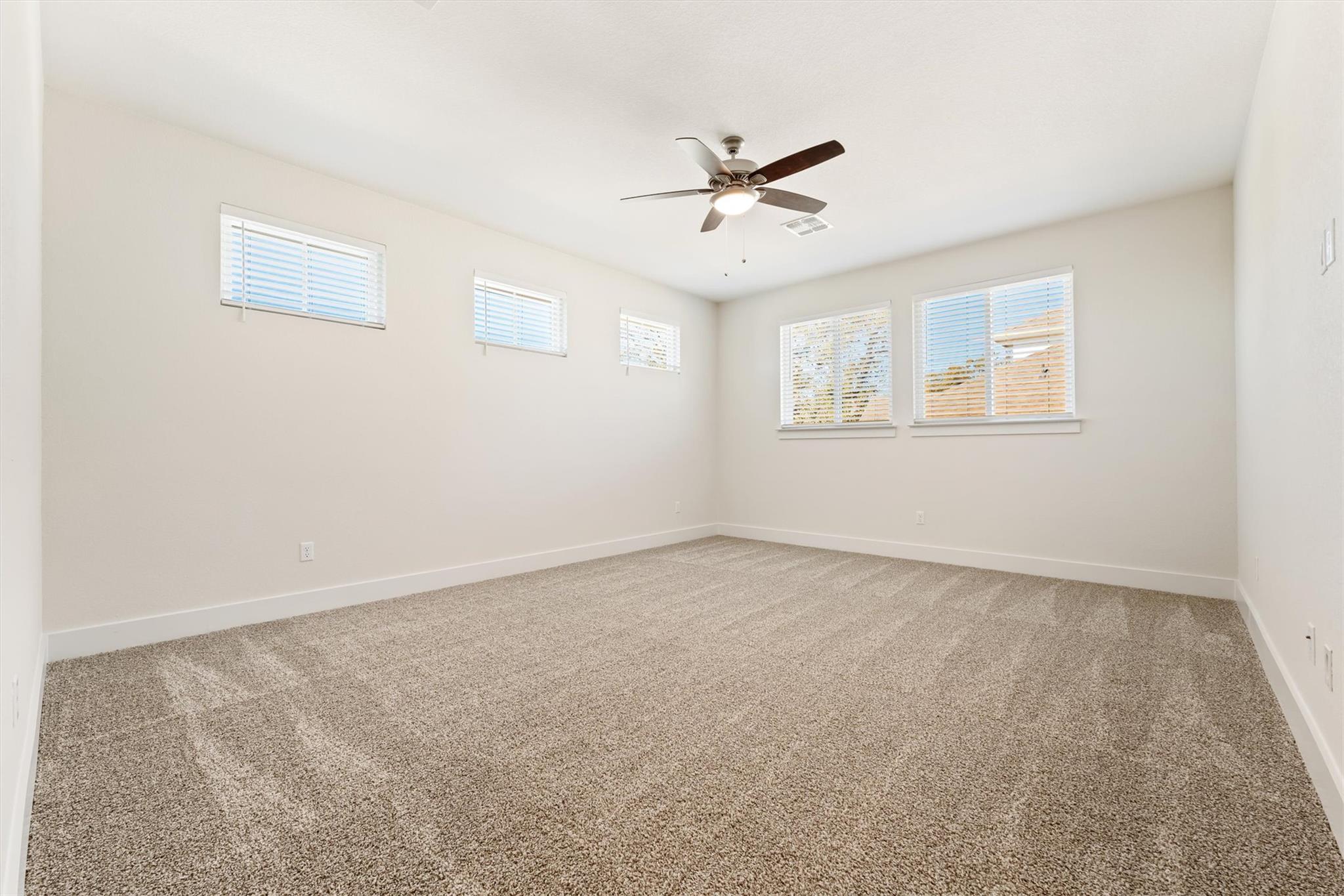 2345 Airport Dr Property Photo 26